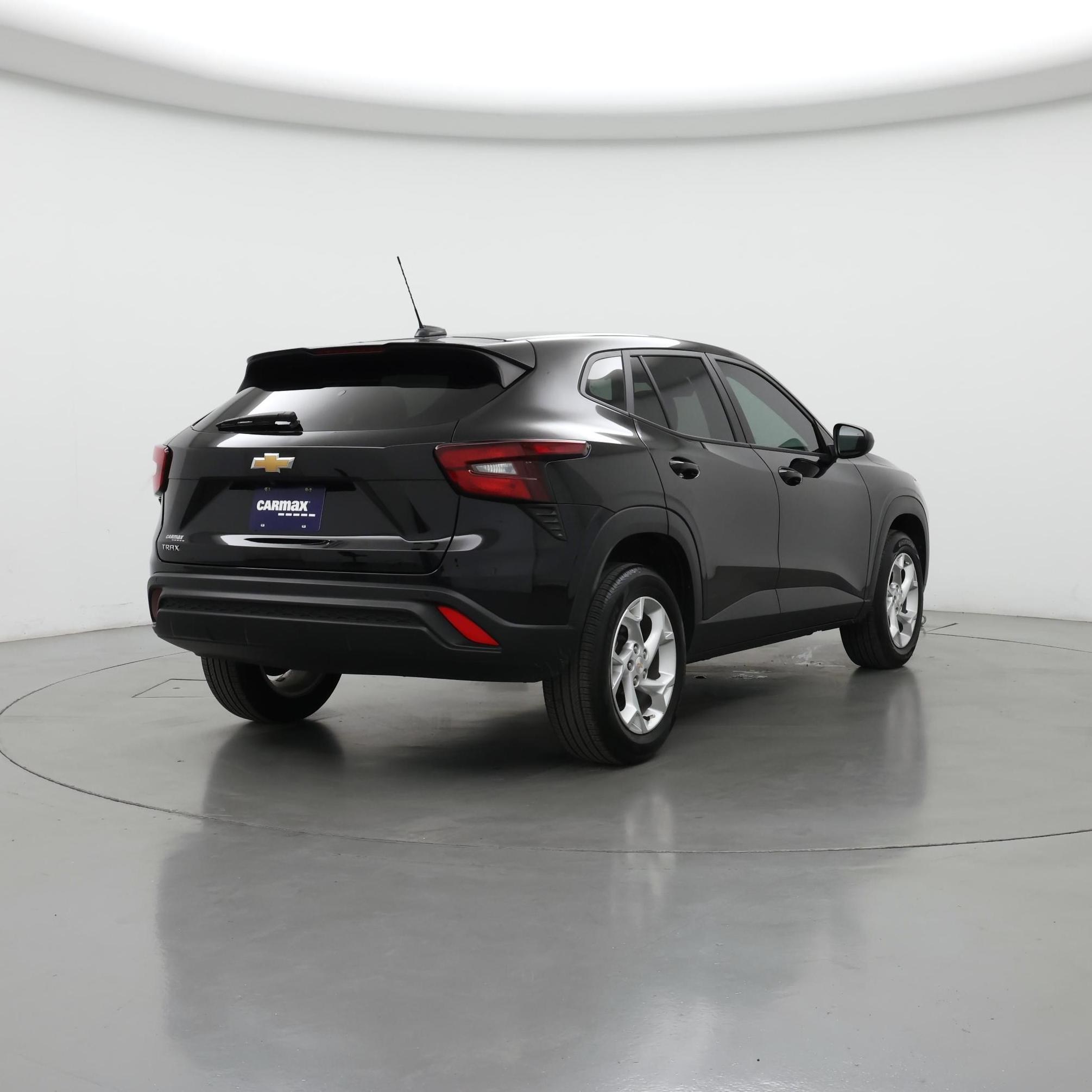 Thumbnail: 2024 Chevrolet Trax - 8