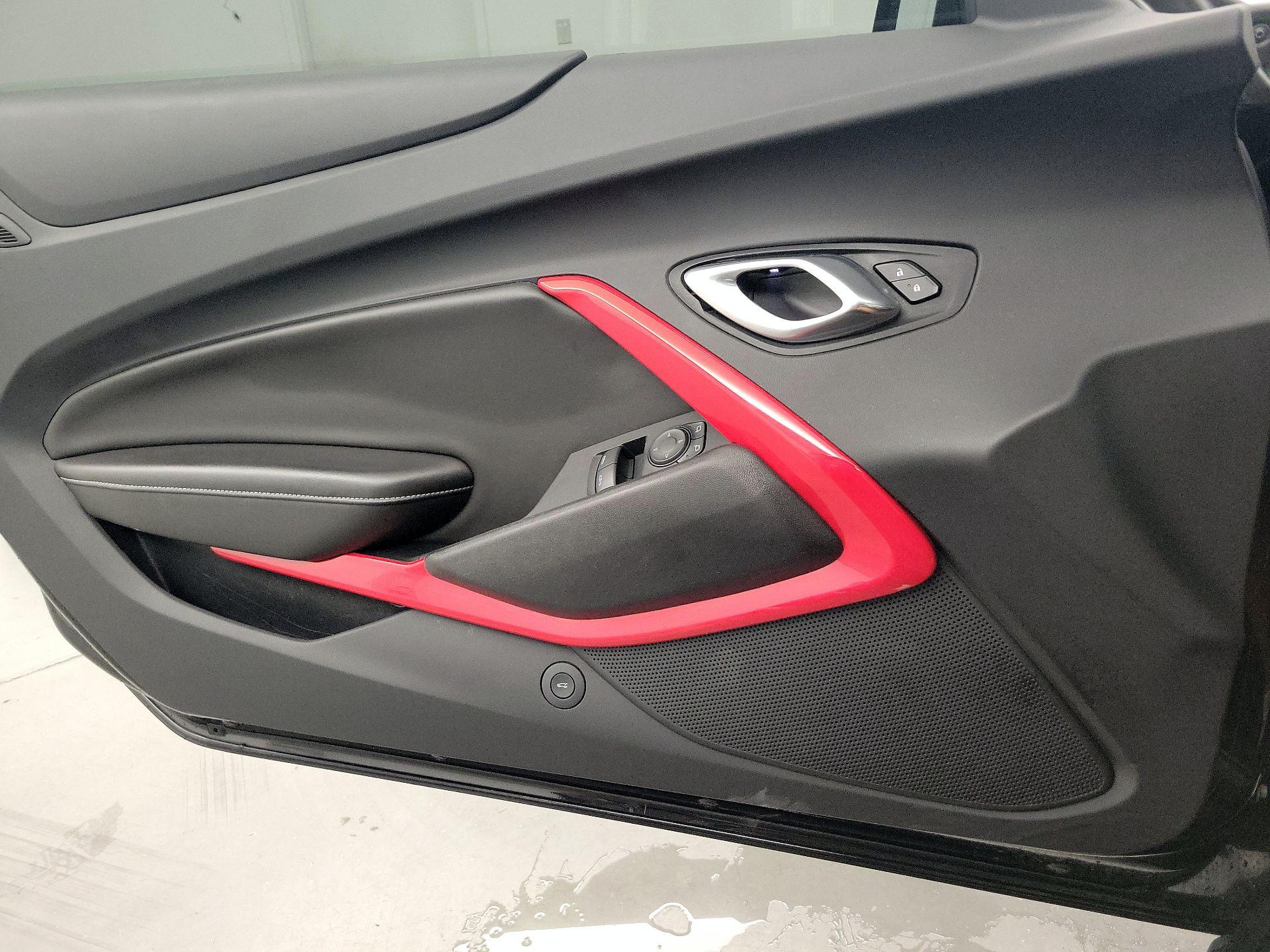 Thumbnail: 2019 Chevrolet Camaro - 12