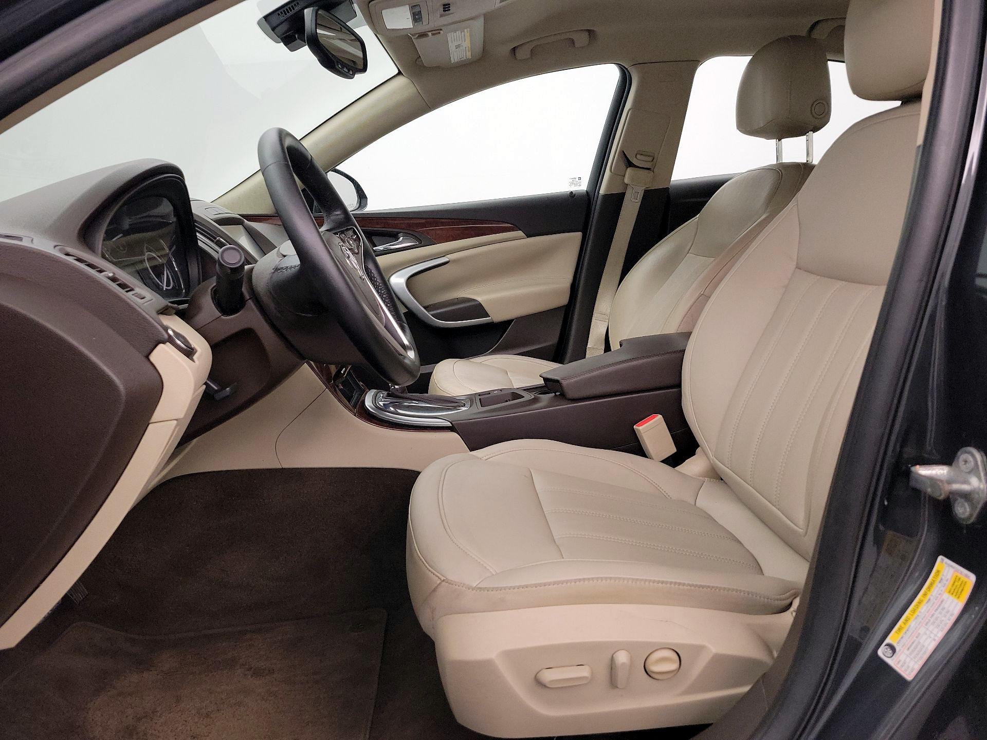 Thumbnail: 2015 Buick Regal - 11