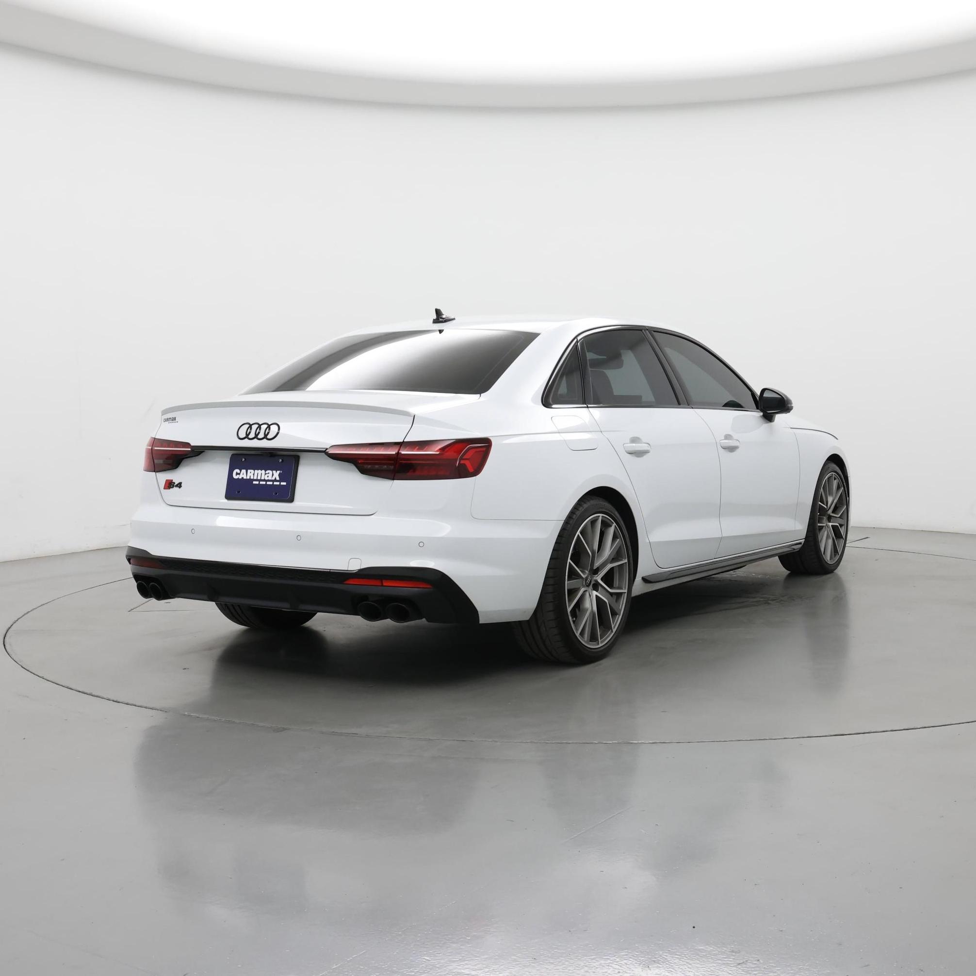 Thumbnail: 2023 Audi S4 - 8