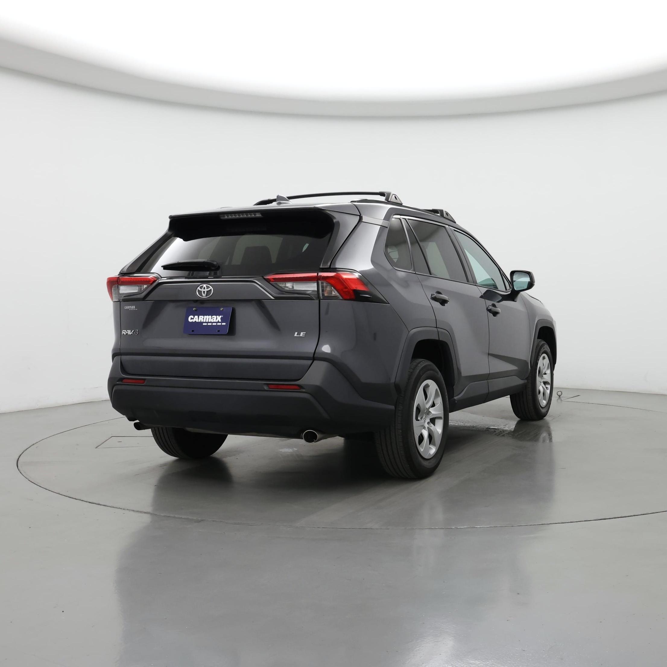 Thumbnail: 2019 Toyota RAV4 - 8