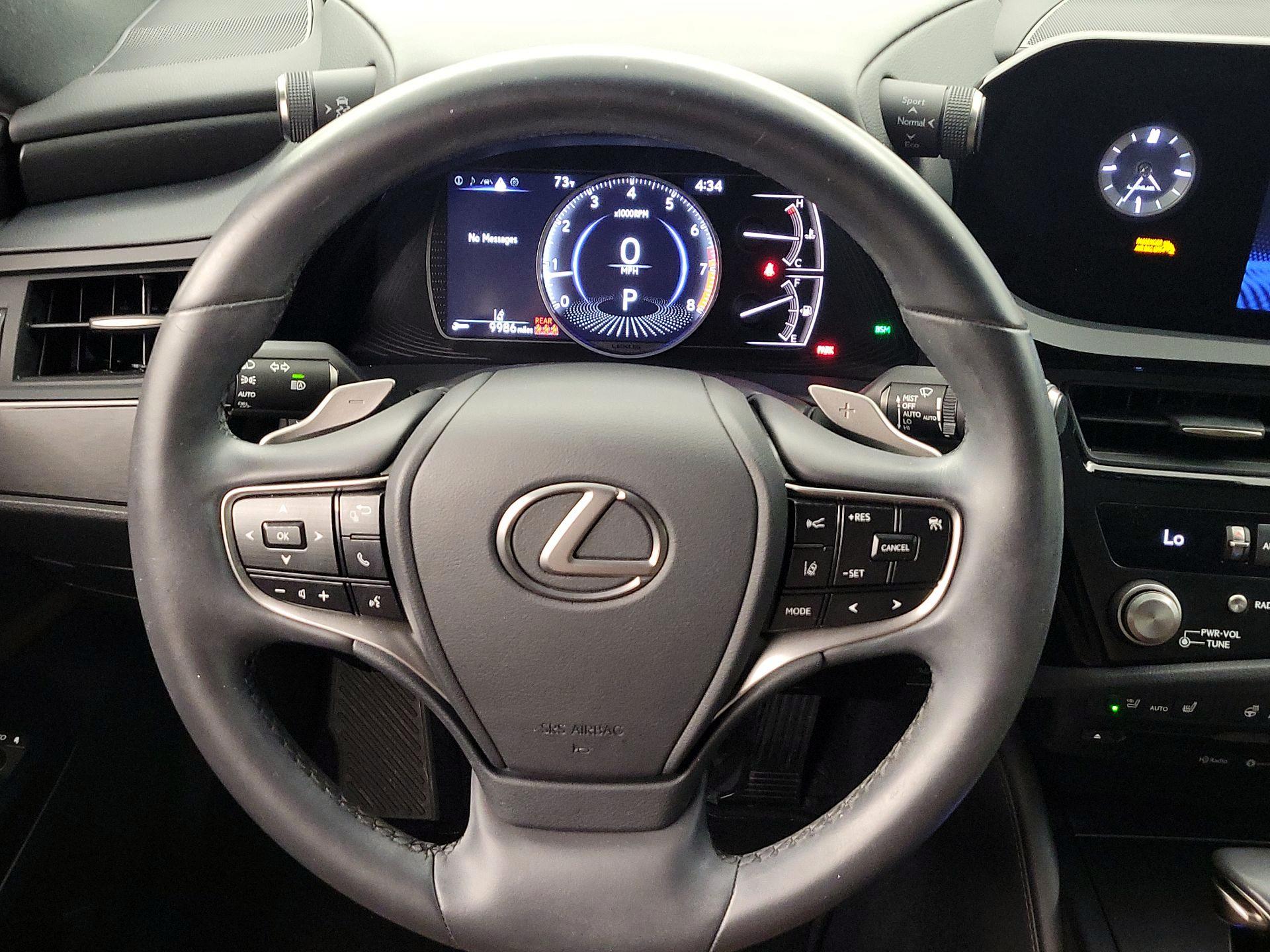 Thumbnail: 2022 Lexus ES - 10