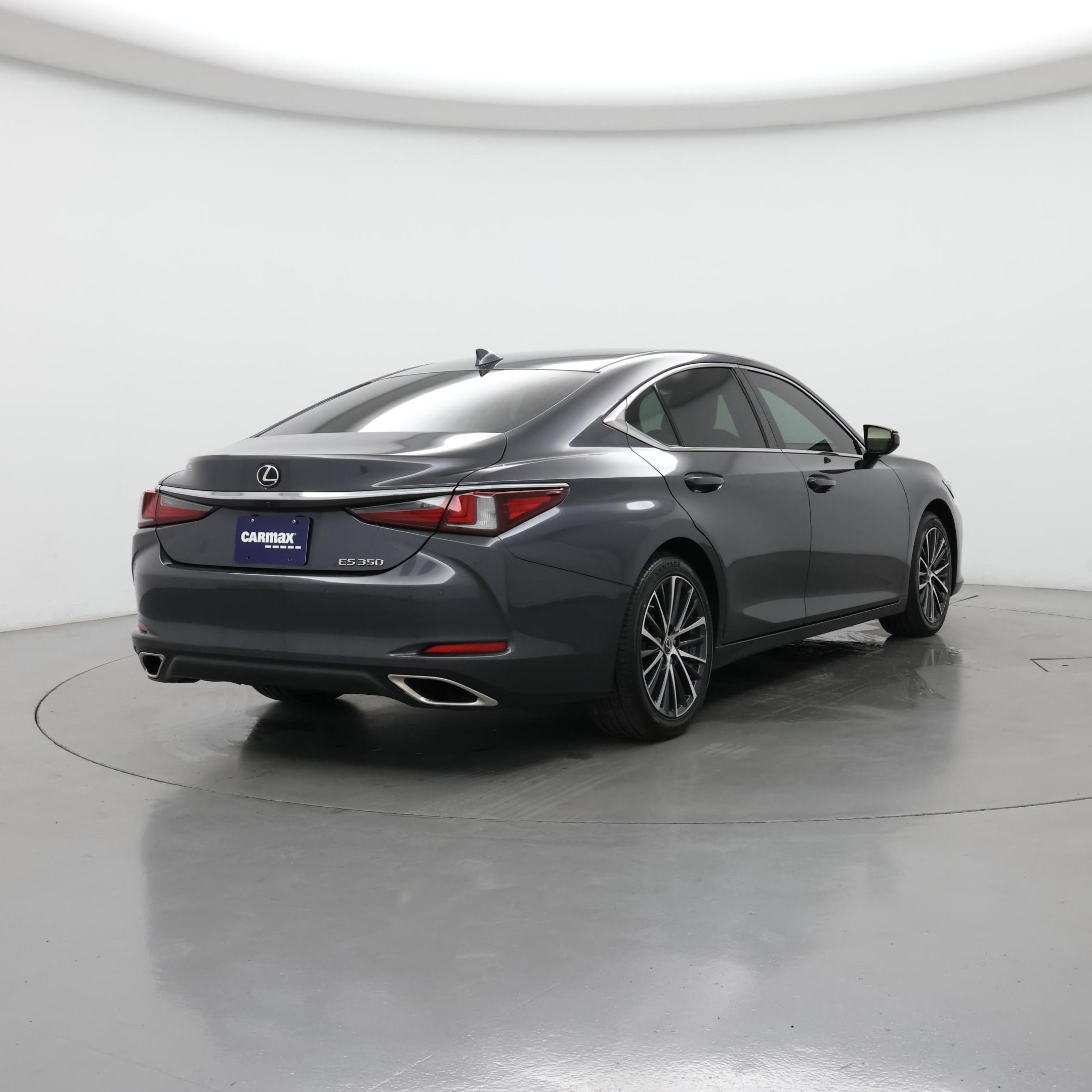 Thumbnail: 2022 Lexus ES - 8