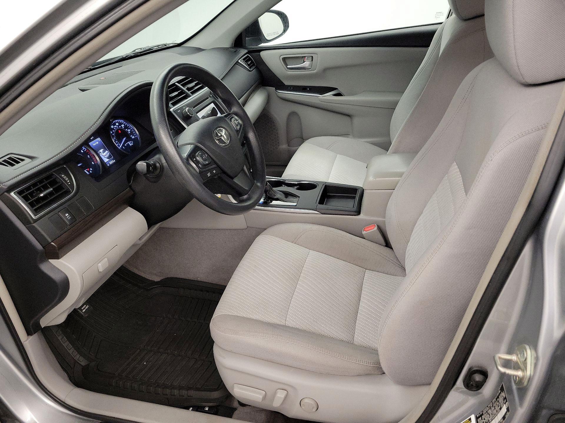 Thumbnail: 2017 Toyota Camry - 11