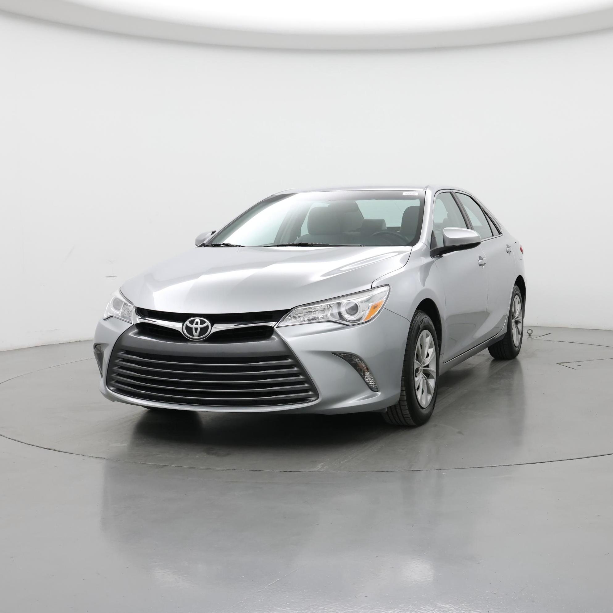 Thumbnail: 2017 Toyota Camry - 4