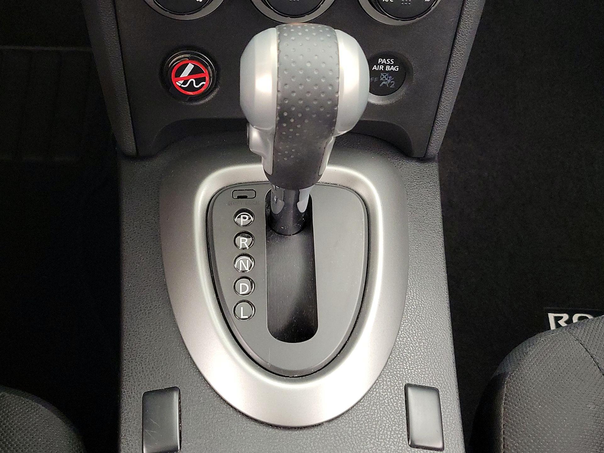 Thumbnail: 2014 Nissan Rogue - 17