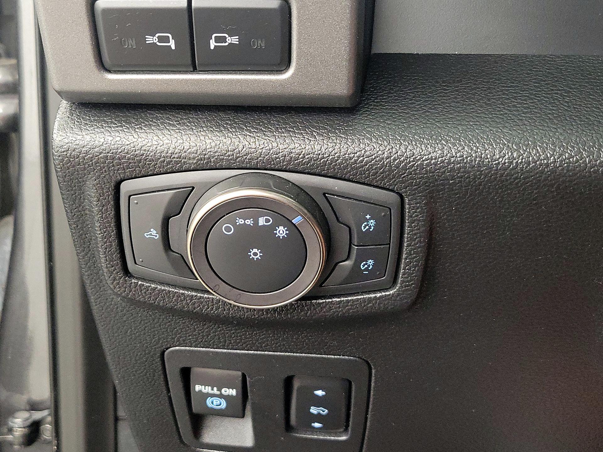 Thumbnail: 2019 Ford F-150 - 13