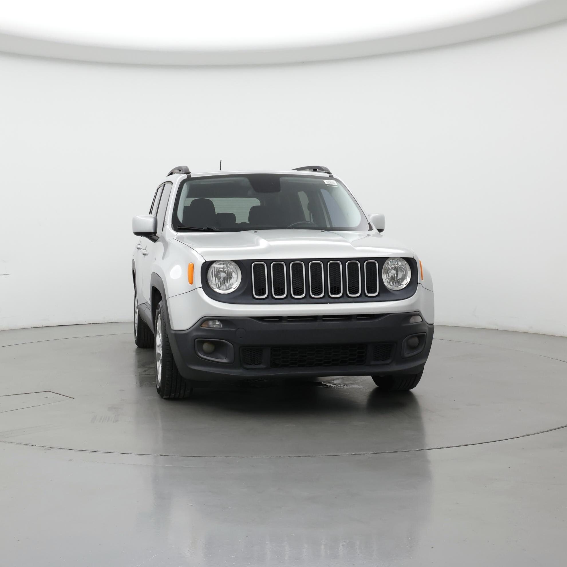 Thumbnail: 2016 Jeep Renegade - 5