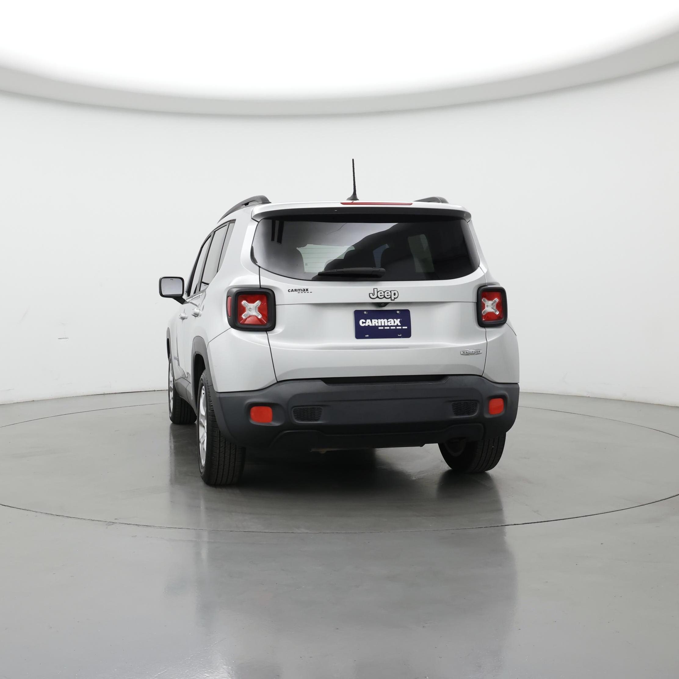 Thumbnail: 2016 Jeep Renegade - 6