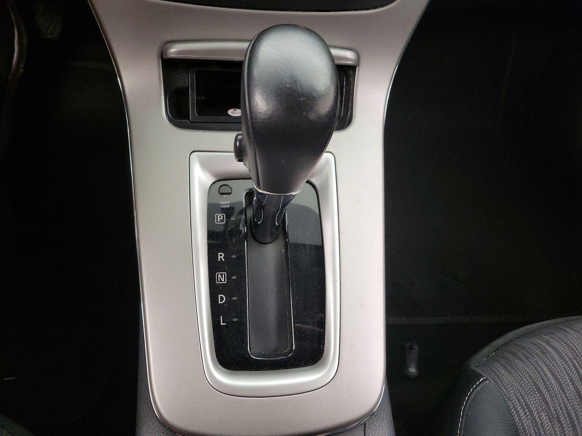 Thumbnail: 2015 Nissan Sentra - 17