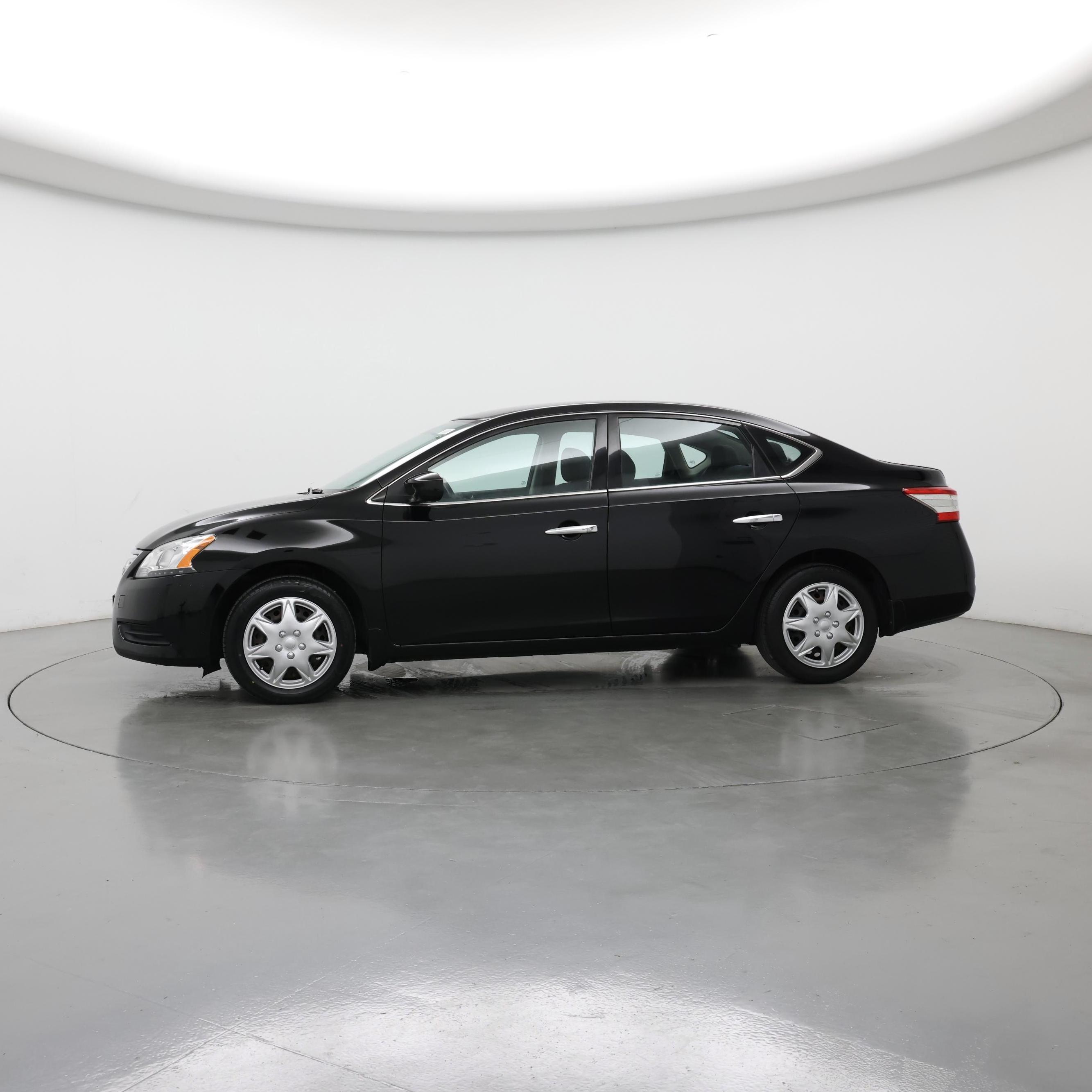 Thumbnail: 2015 Nissan Sentra - 3