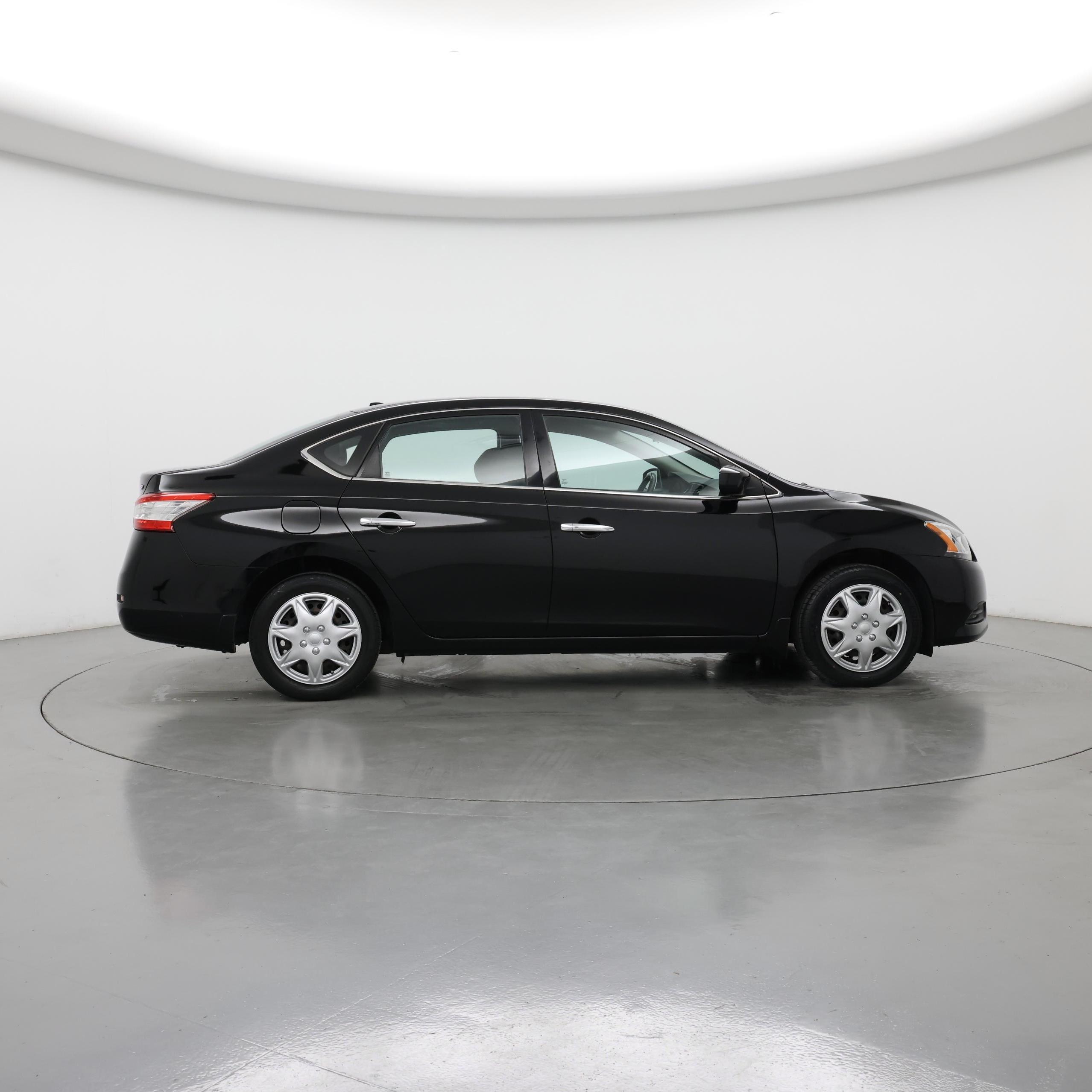 Thumbnail: 2015 Nissan Sentra - 7