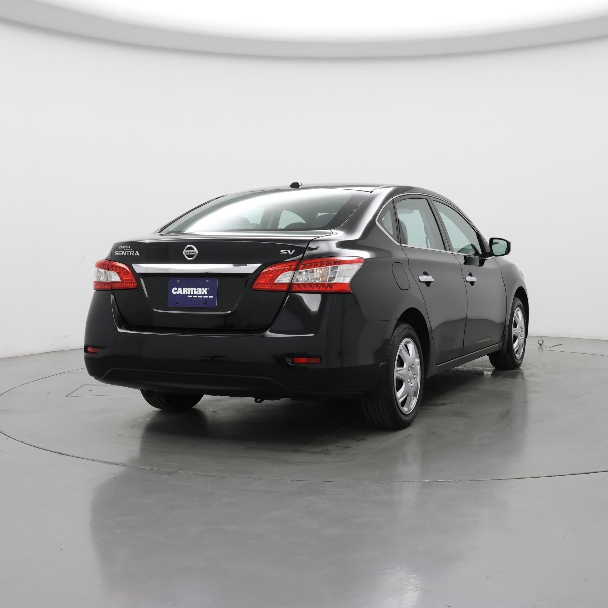 Thumbnail: 2015 Nissan Sentra - 8
