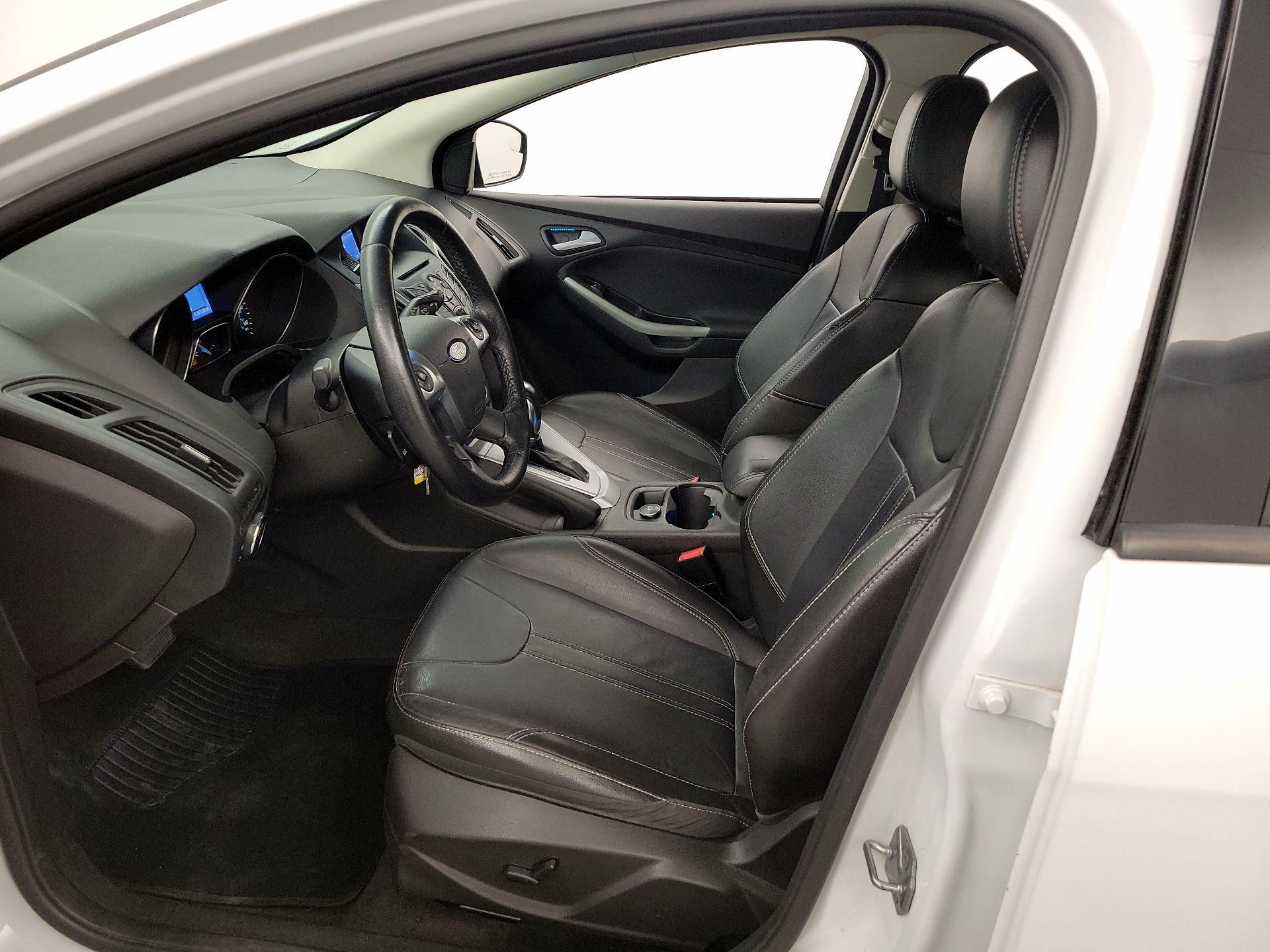 Thumbnail: 2014 Ford Focus - 11