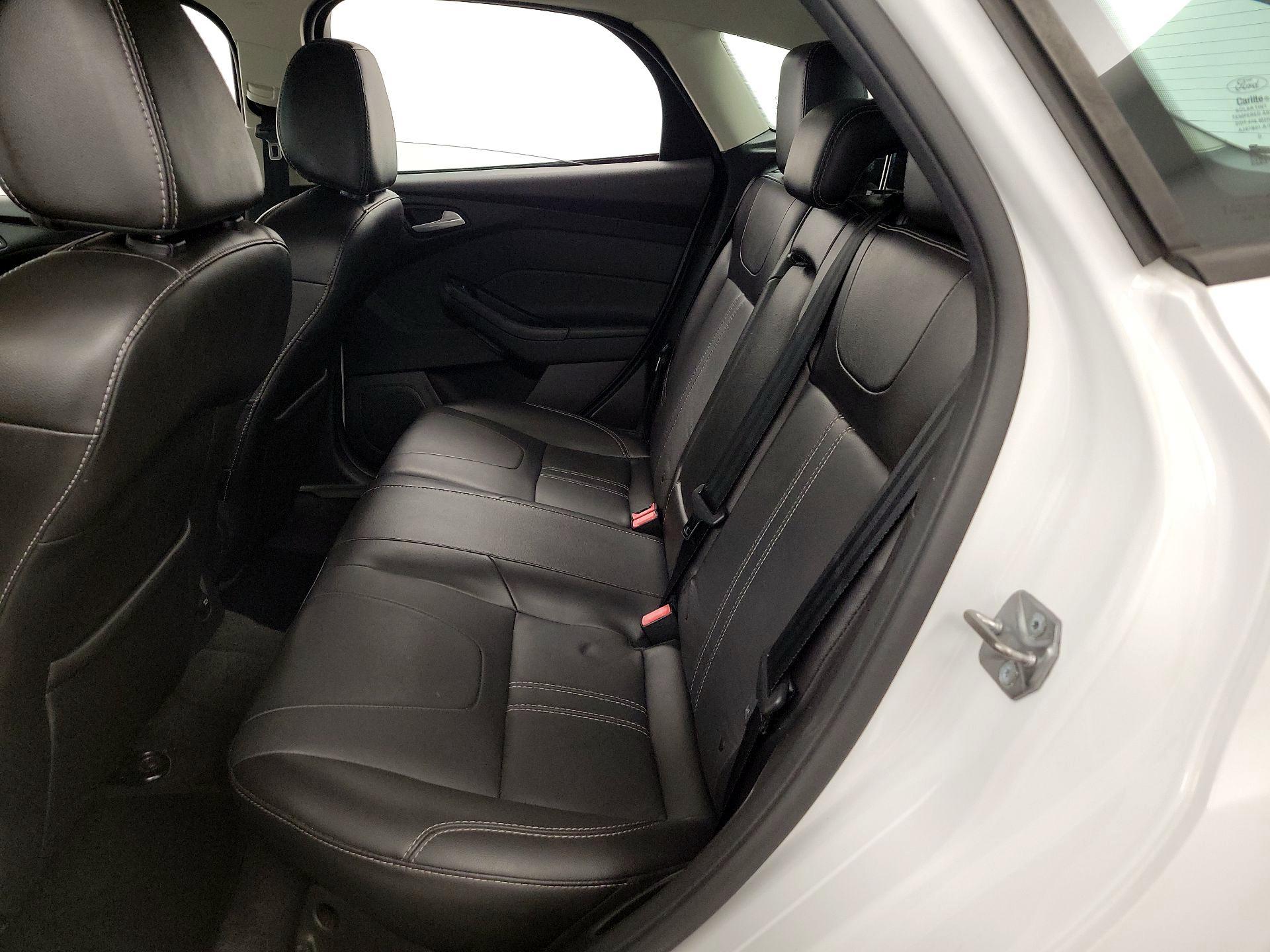 Thumbnail: 2014 Ford Focus - 18