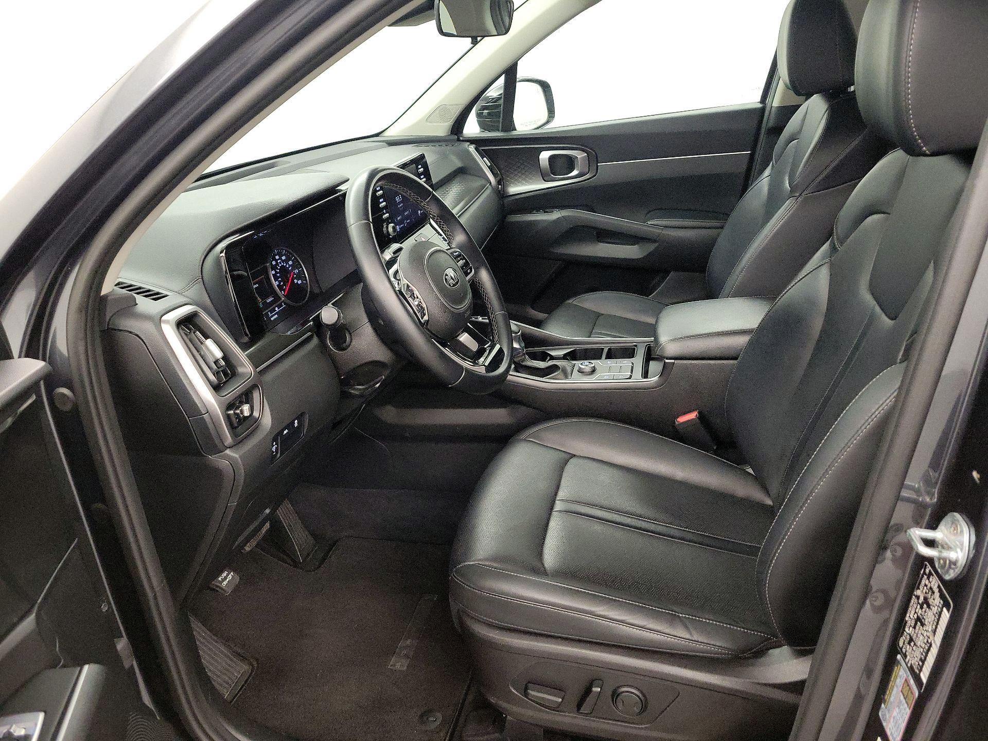 Thumbnail: 2021 Kia Sorento - 11
