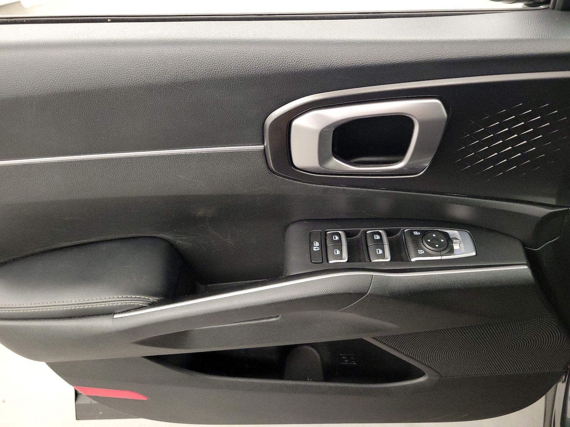Thumbnail: 2021 Kia Sorento - 12