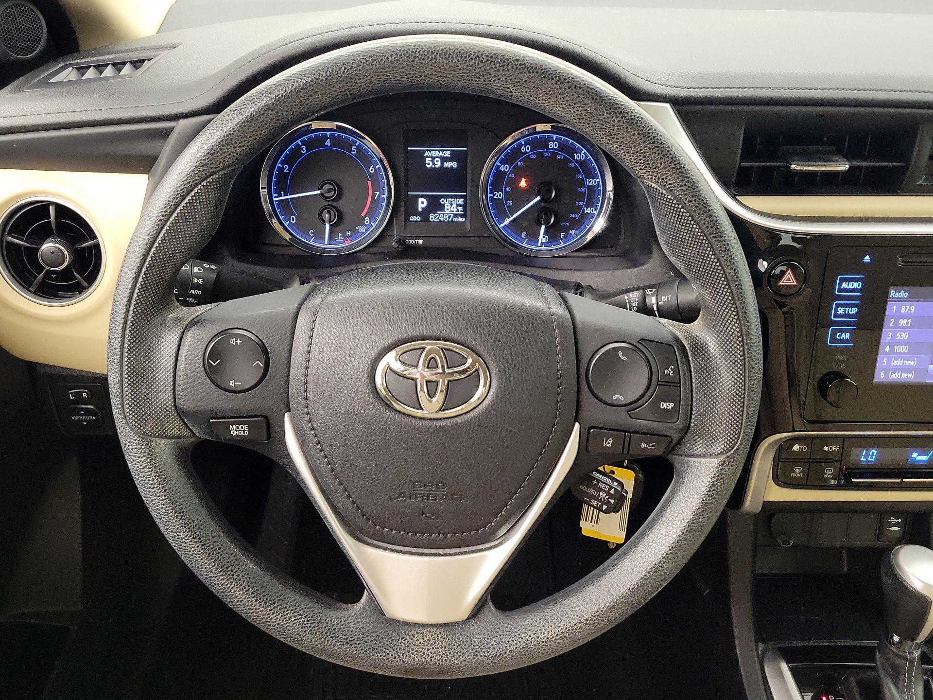 Thumbnail: 2018 Toyota Corolla - 10