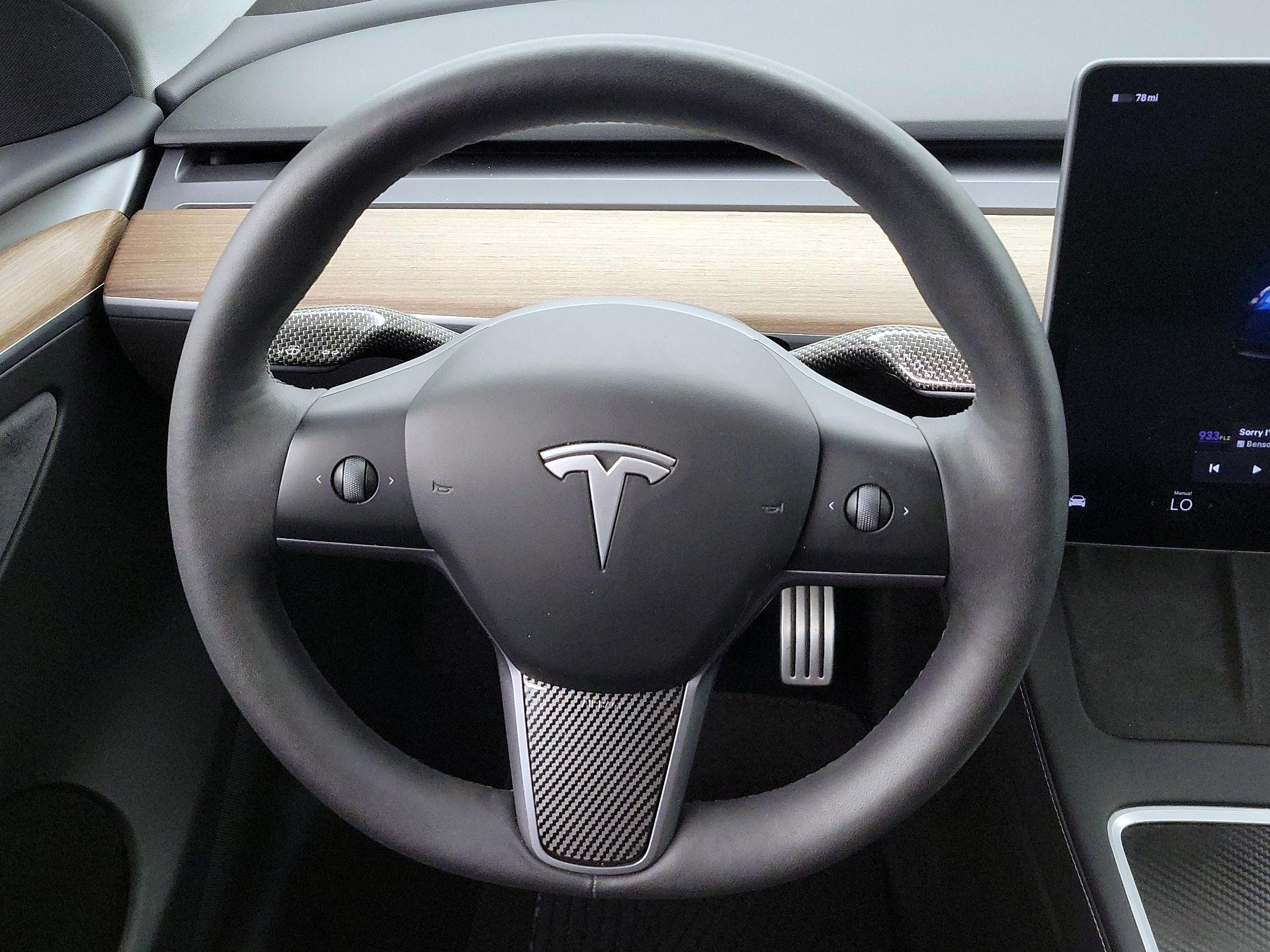 Thumbnail: 2023 Tesla Model Y - 10