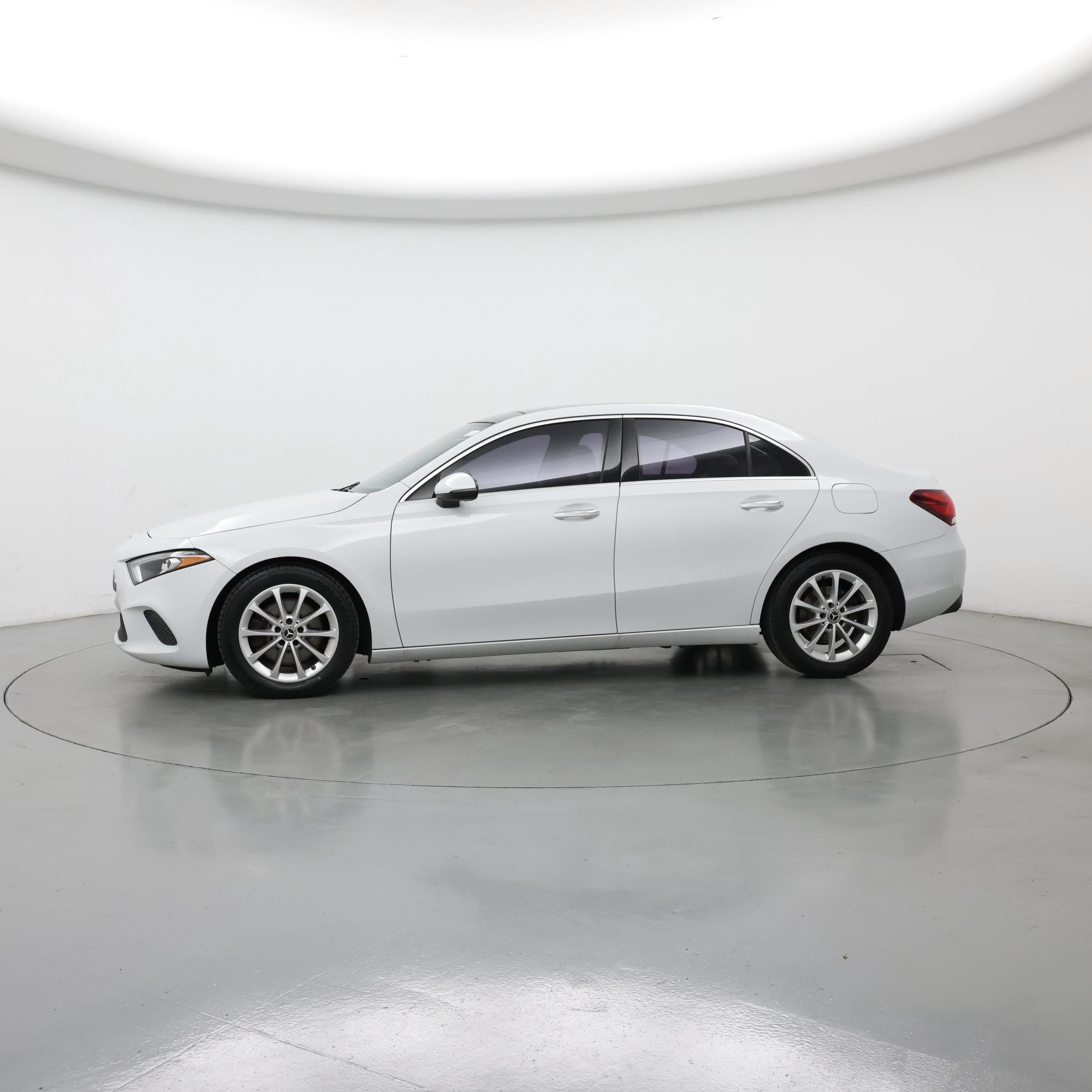 Thumbnail: 2020 Mercedes-Benz A-Class - 3