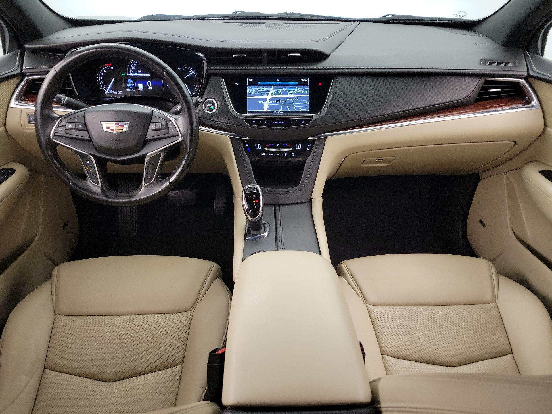 Thumbnail: 2018 Cadillac XT5 - 9