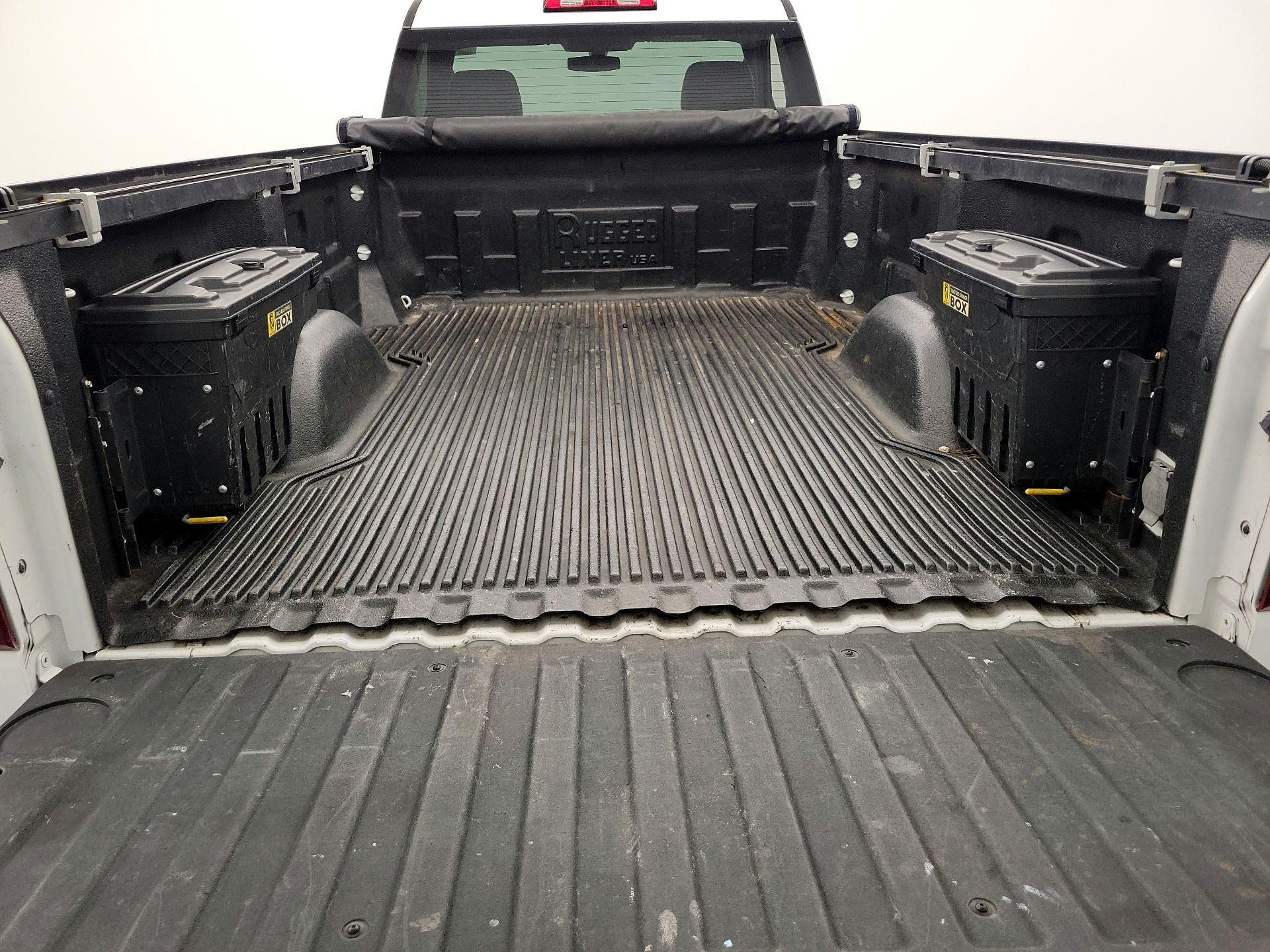 Thumbnail: 2021 Chevrolet Silverado 1500 - 19