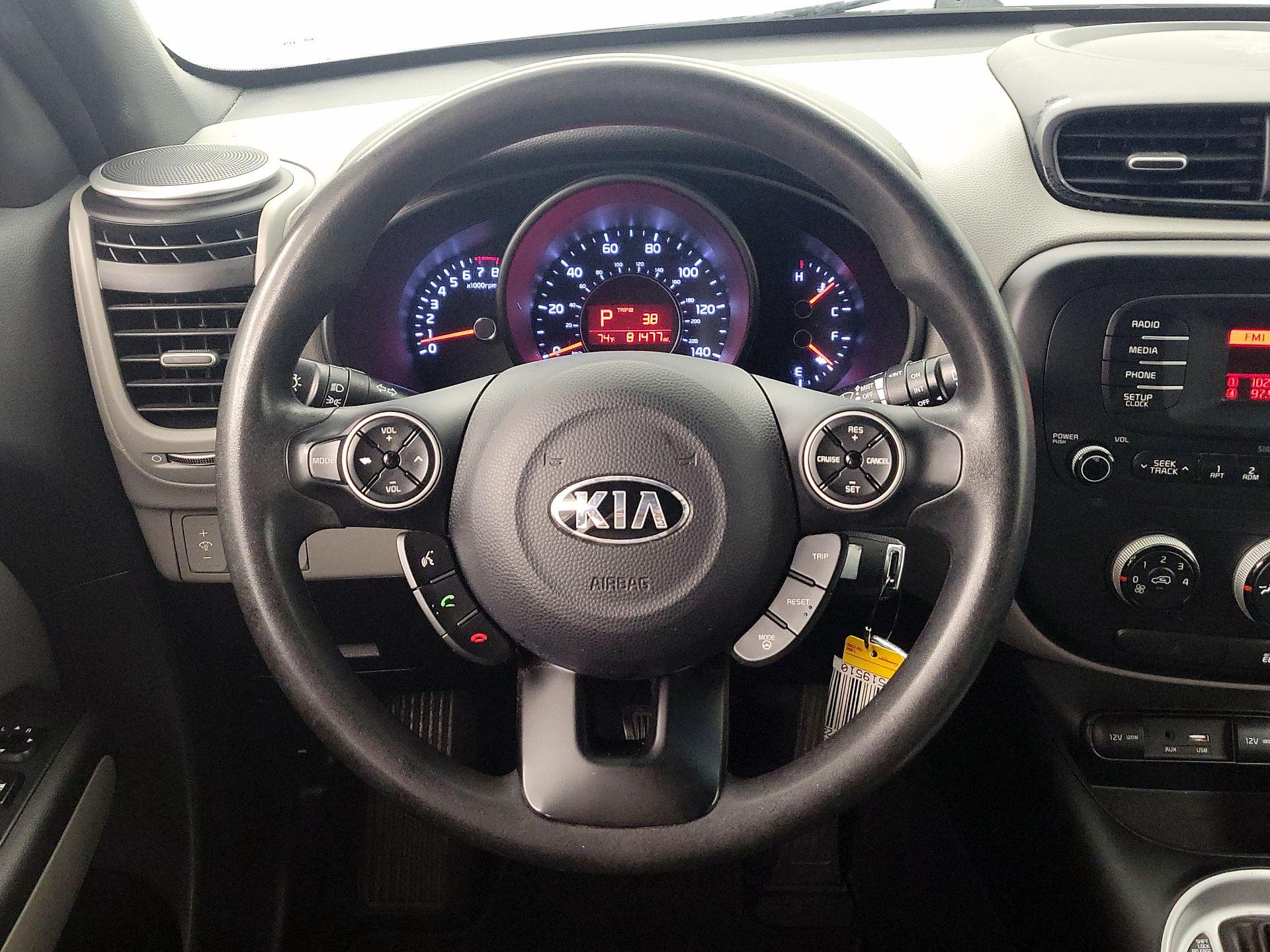 Thumbnail: 2015 Kia Soul - 10