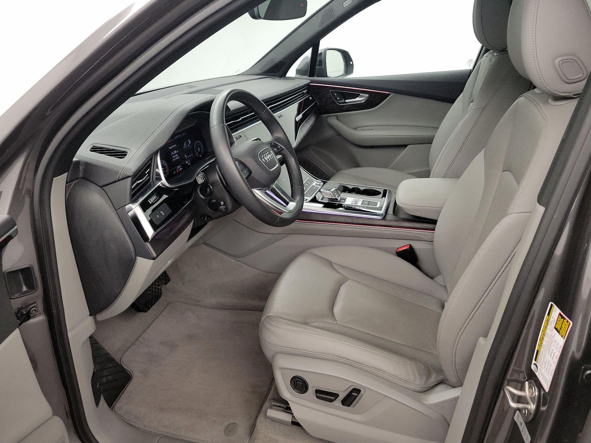 Thumbnail: 2023 Audi Q7 - 11