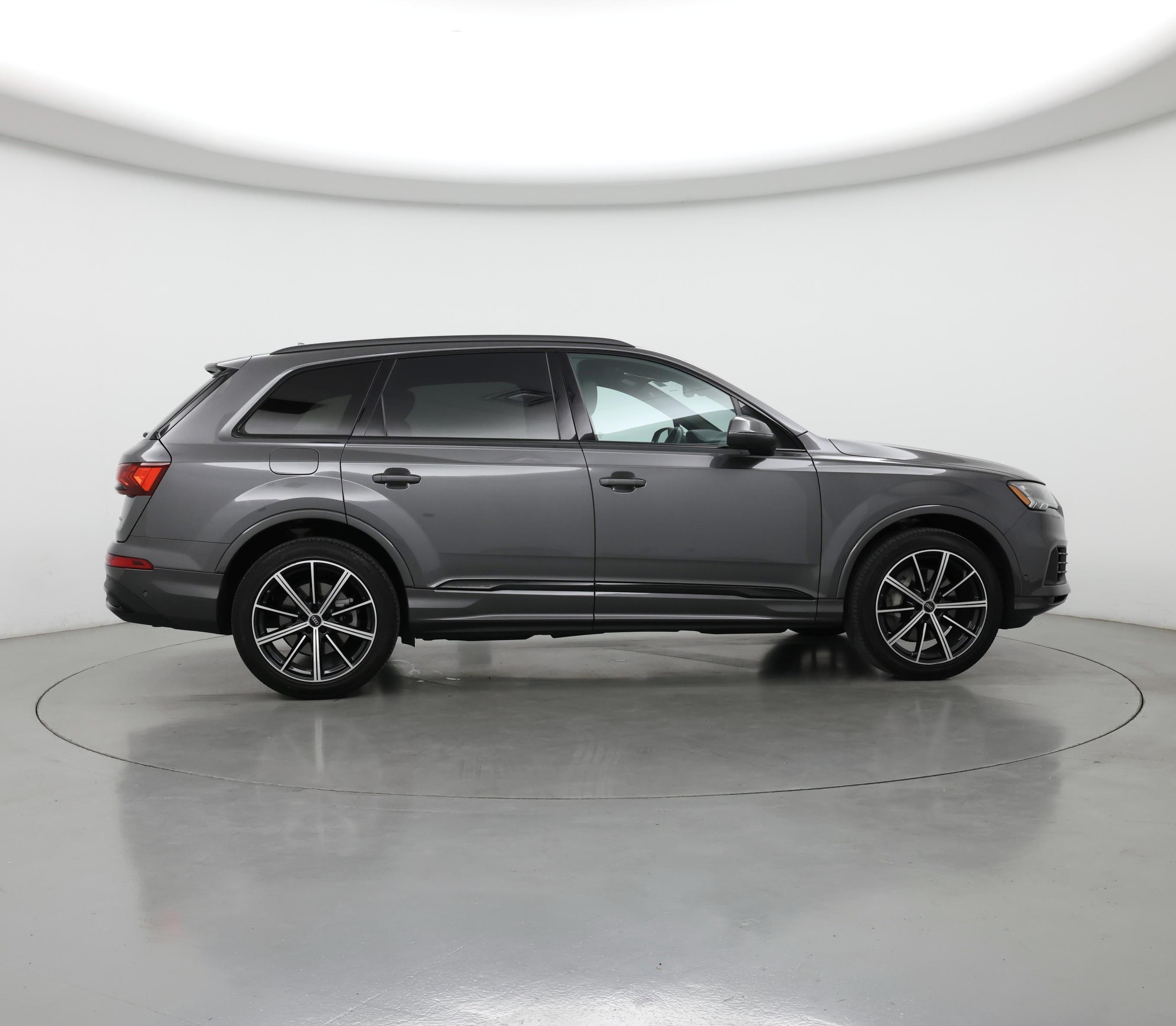 Thumbnail: 2023 Audi Q7 - 7
