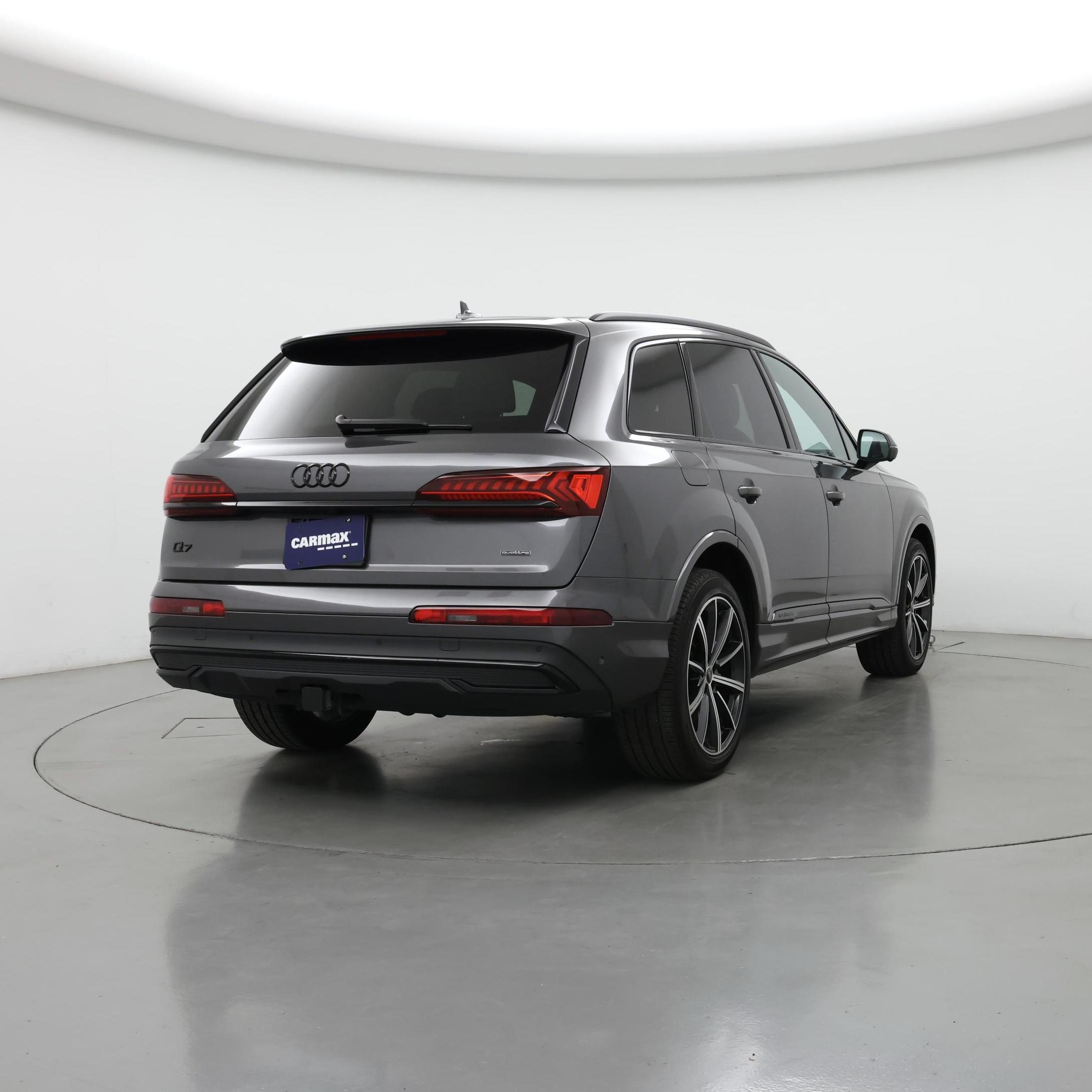 Thumbnail: 2023 Audi Q7 - 8