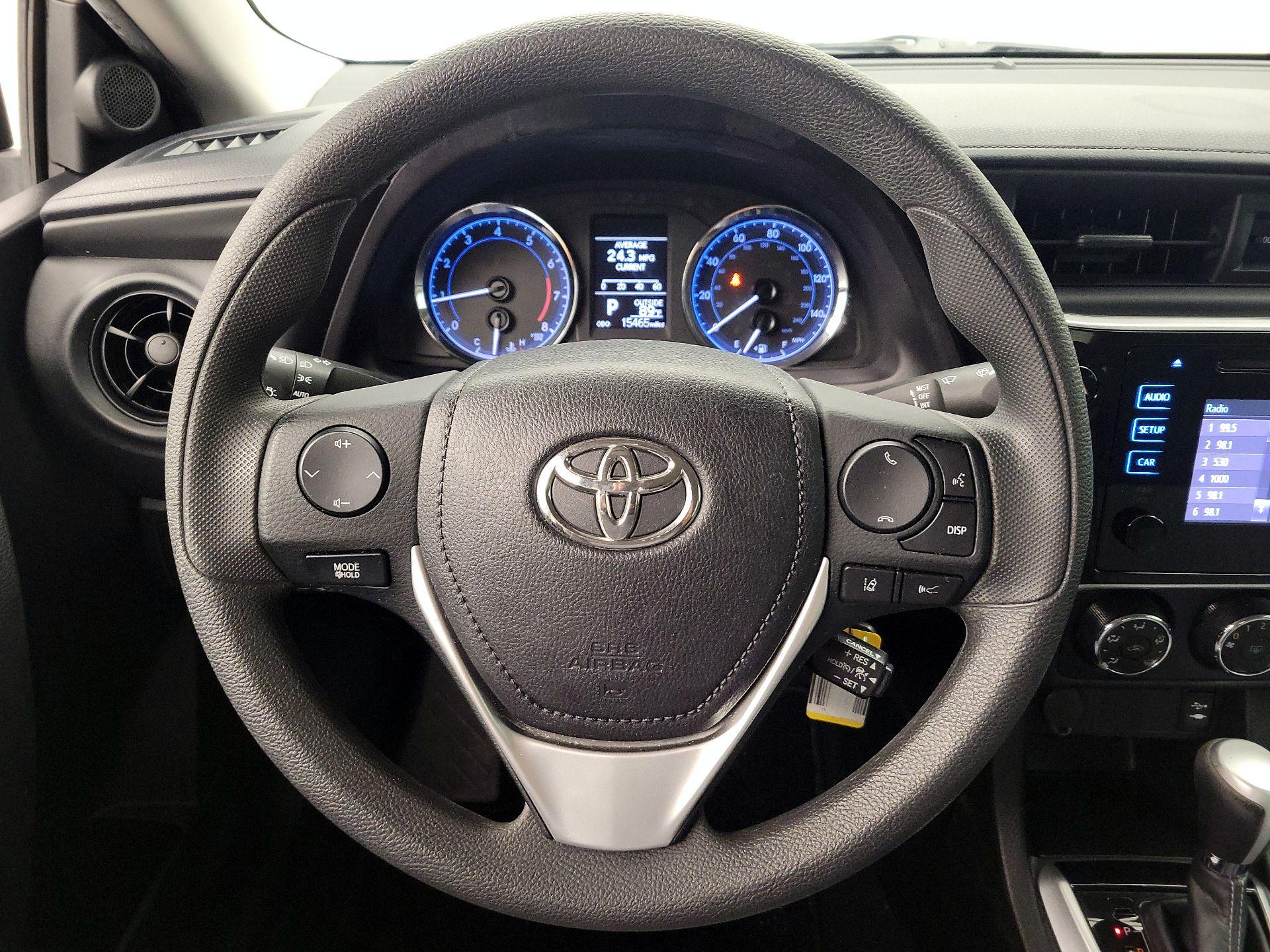 Thumbnail: 2018 Toyota Corolla - 10