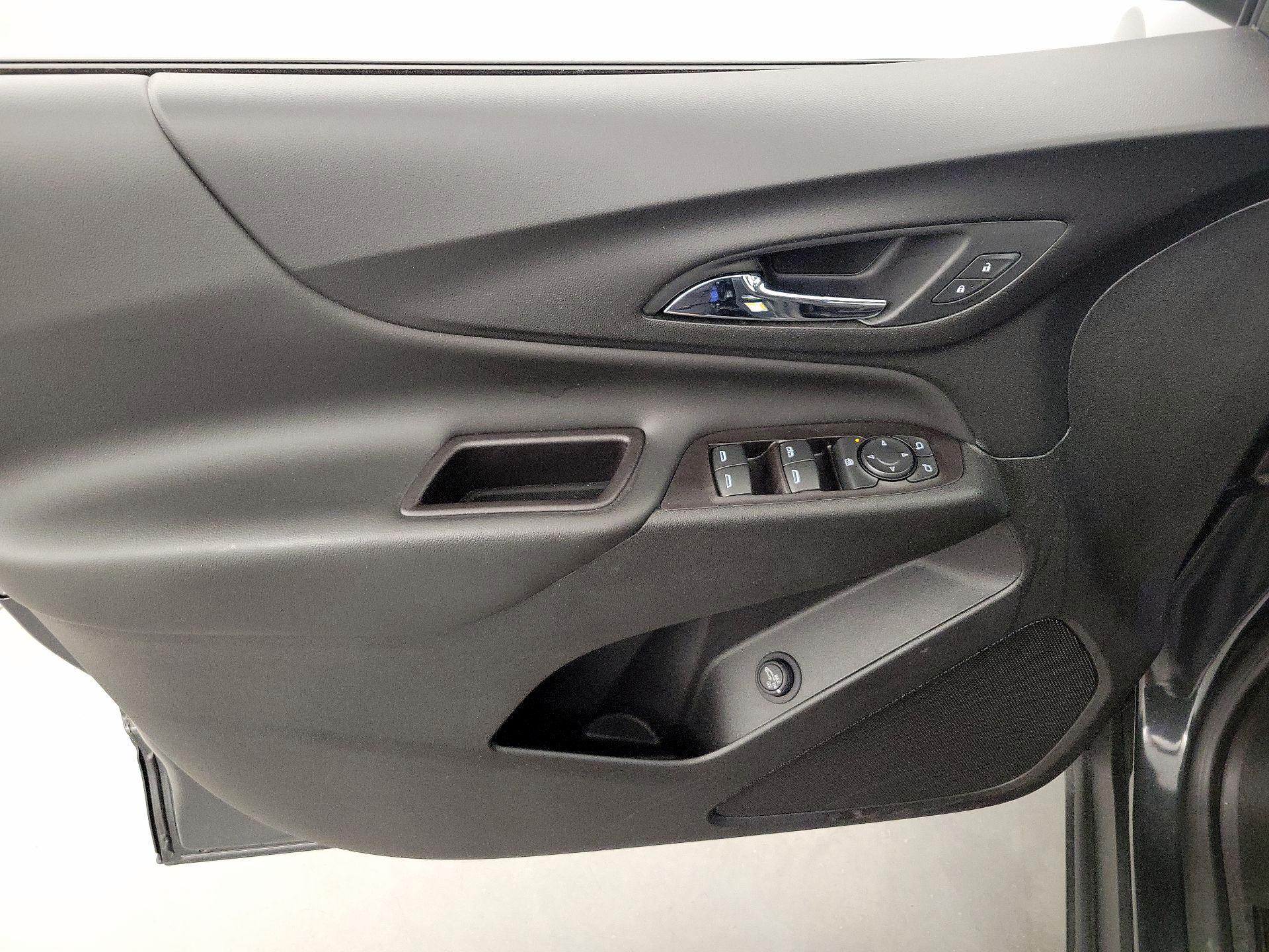 Thumbnail: 2021 Chevrolet Equinox - 12