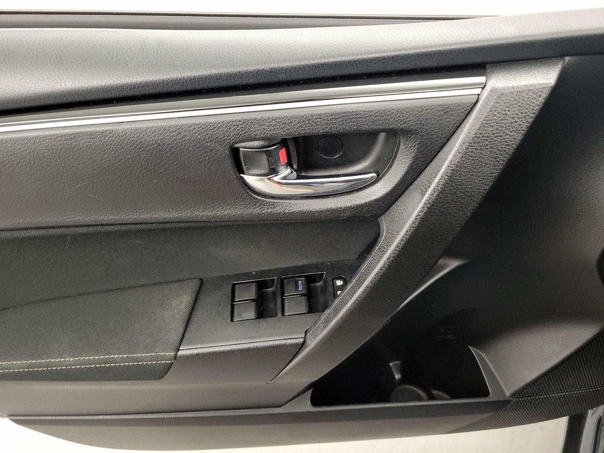 Thumbnail: 2019 Toyota Corolla - 12