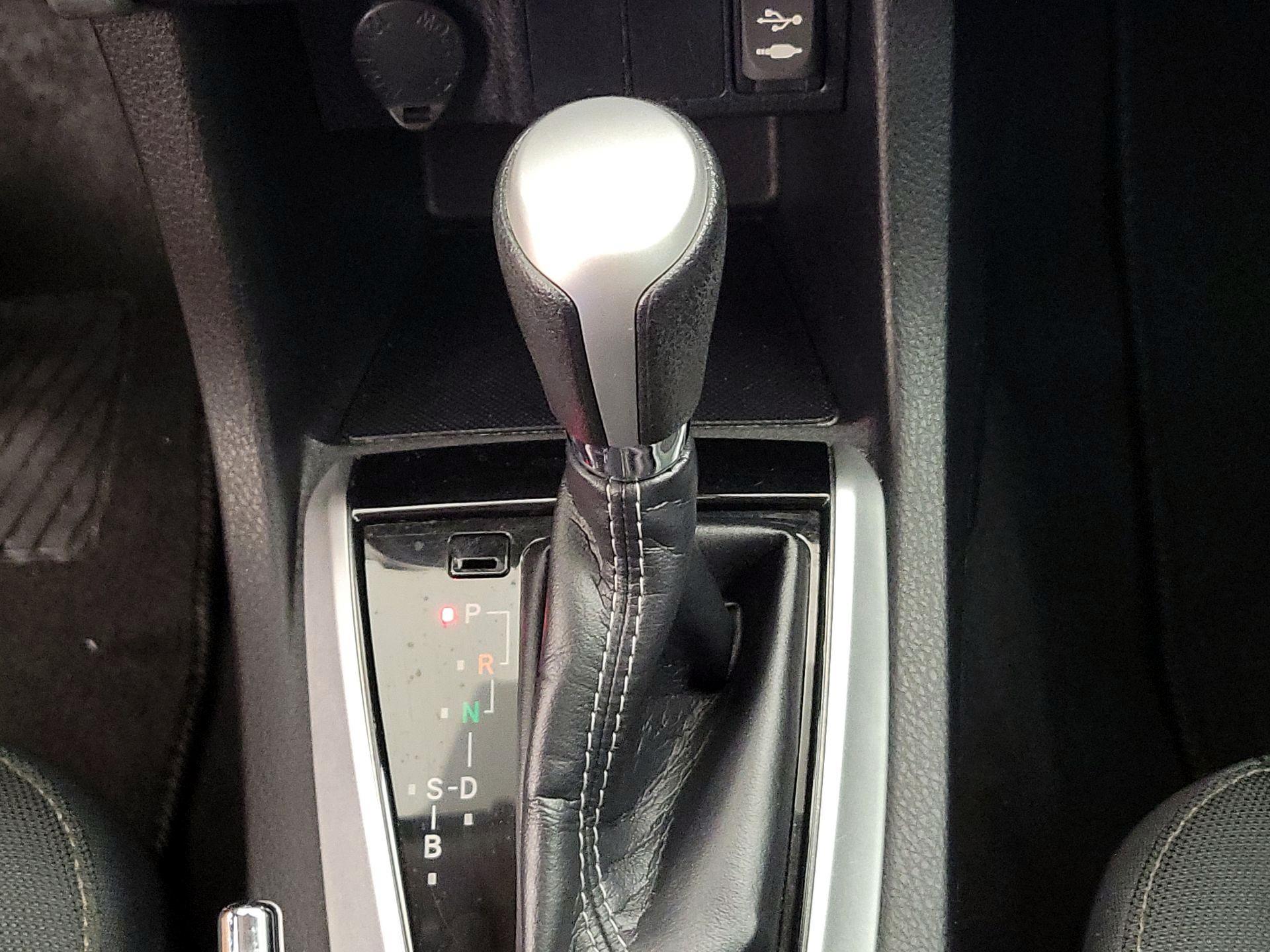 Thumbnail: 2019 Toyota Corolla - 17