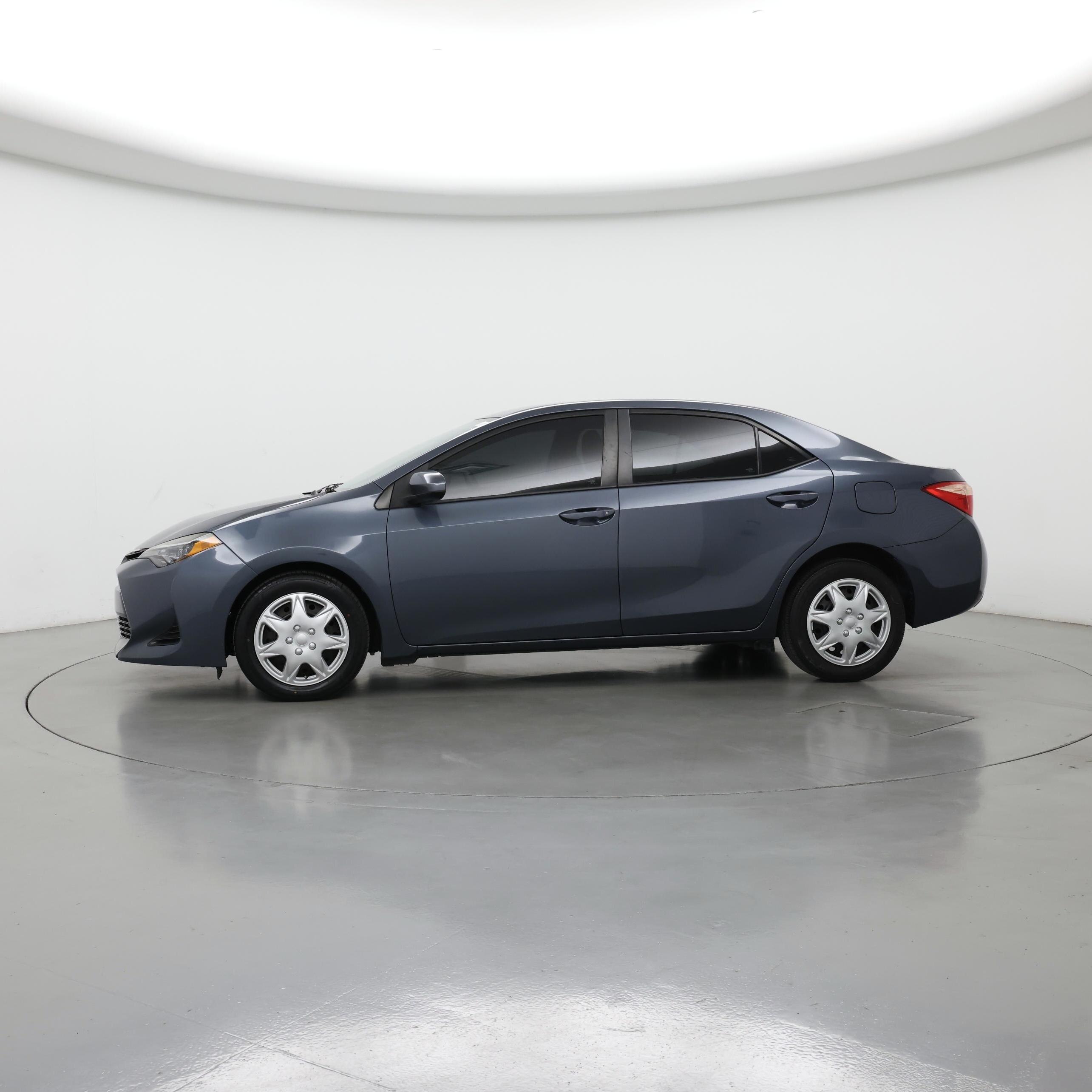 Thumbnail: 2019 Toyota Corolla - 3