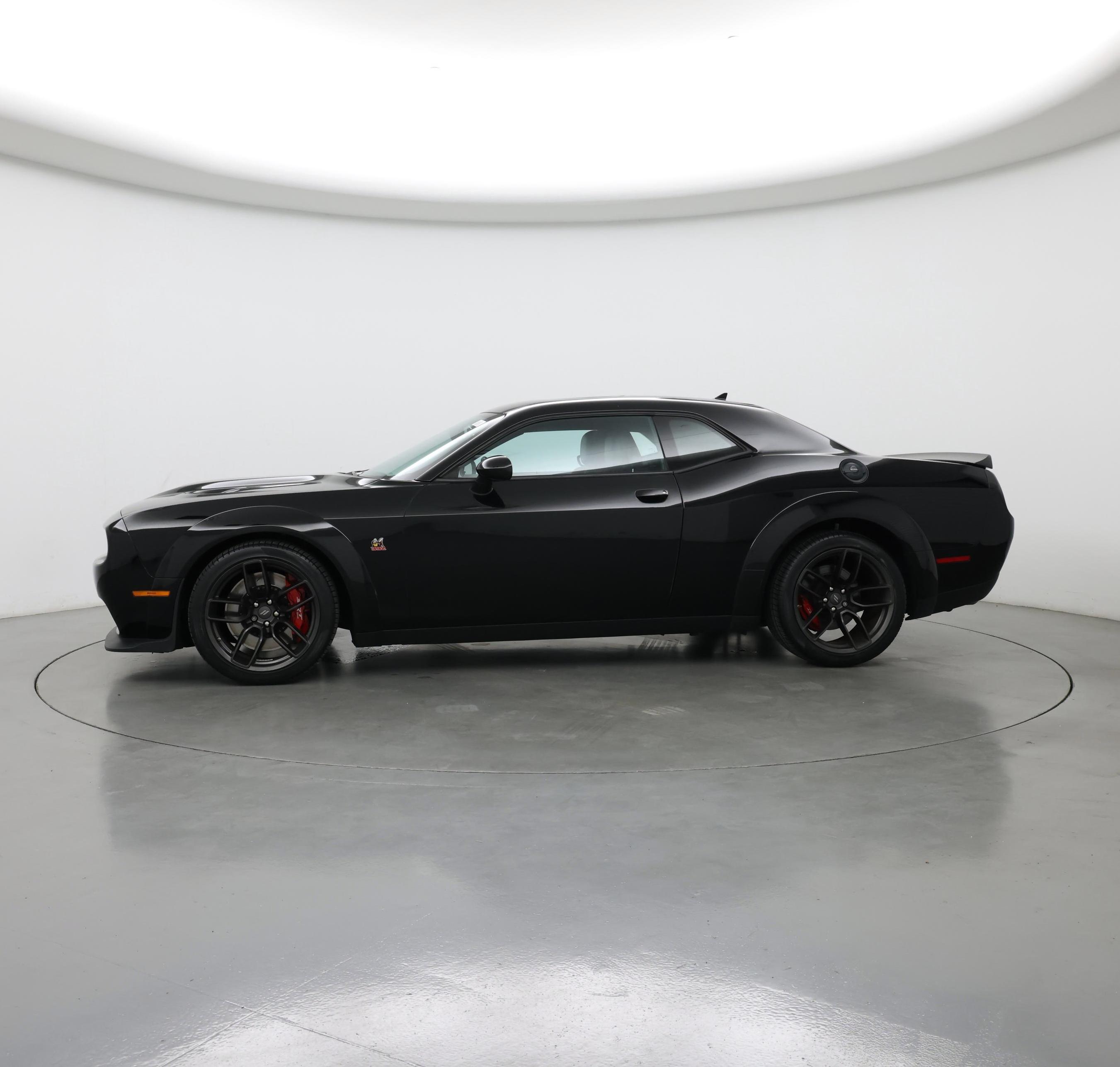 Thumbnail: 2022 Dodge Challenger - 3