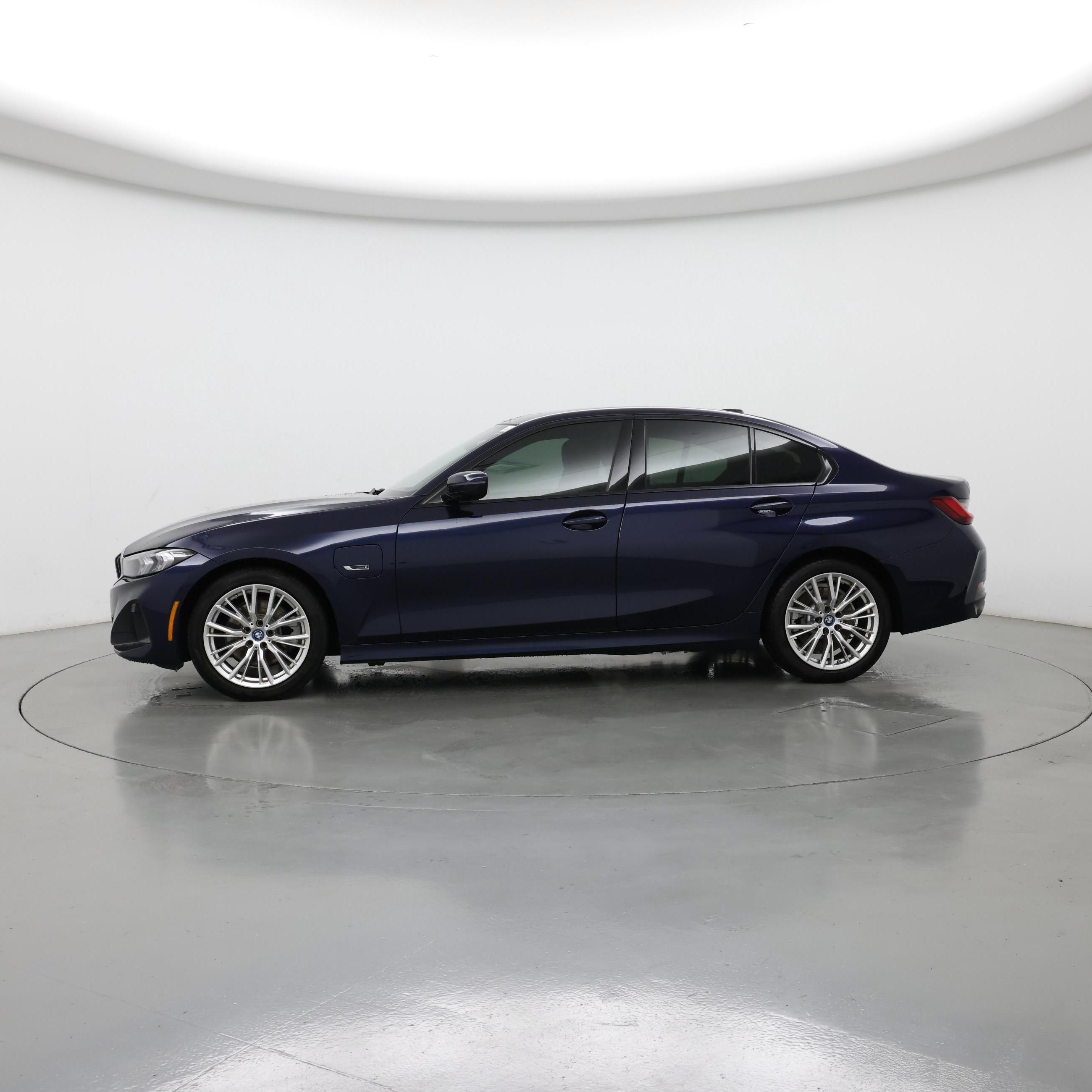 Thumbnail: 2023 BMW 3 Series - 3