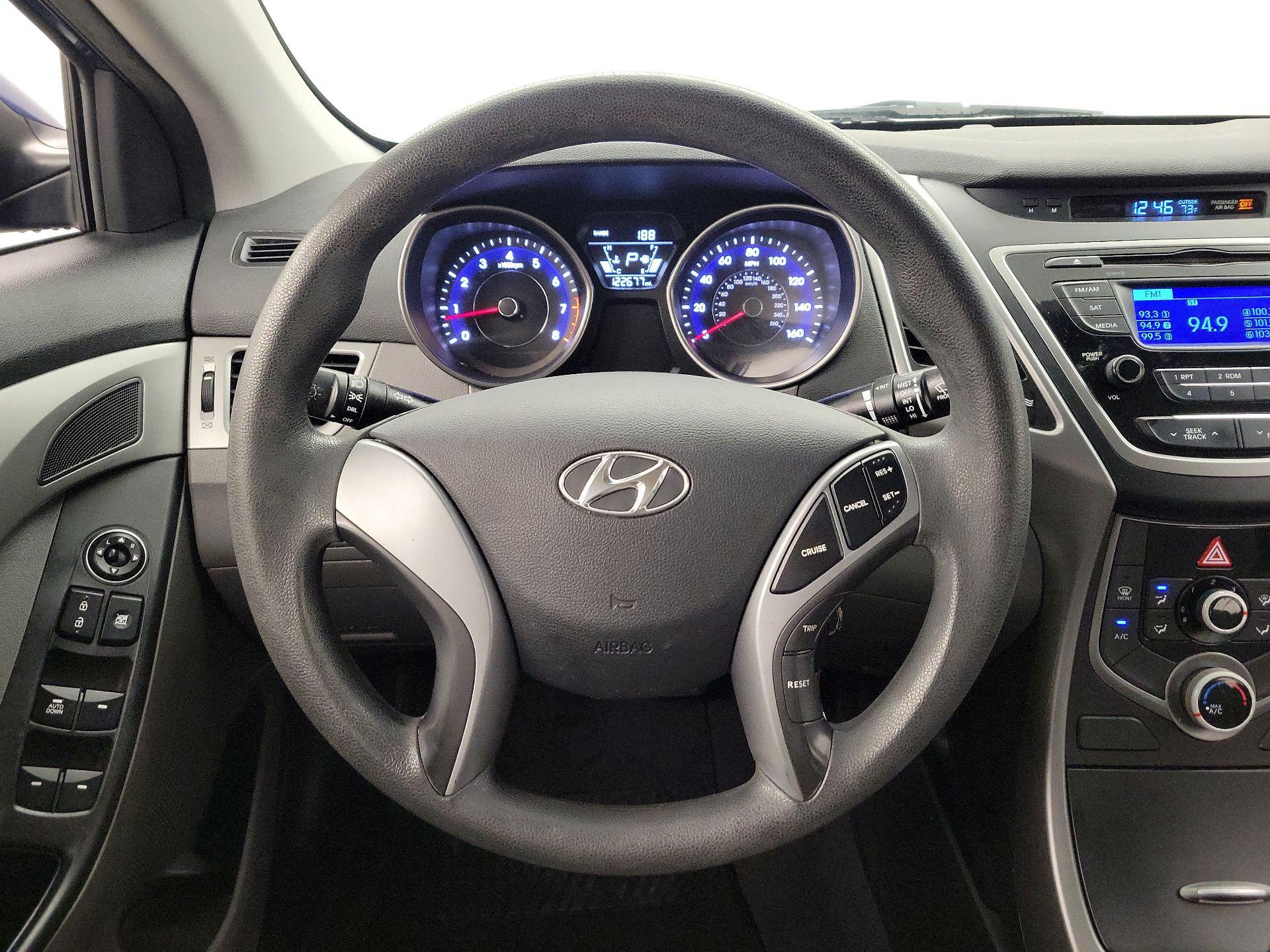 Thumbnail: 2016 Hyundai Elantra - 10