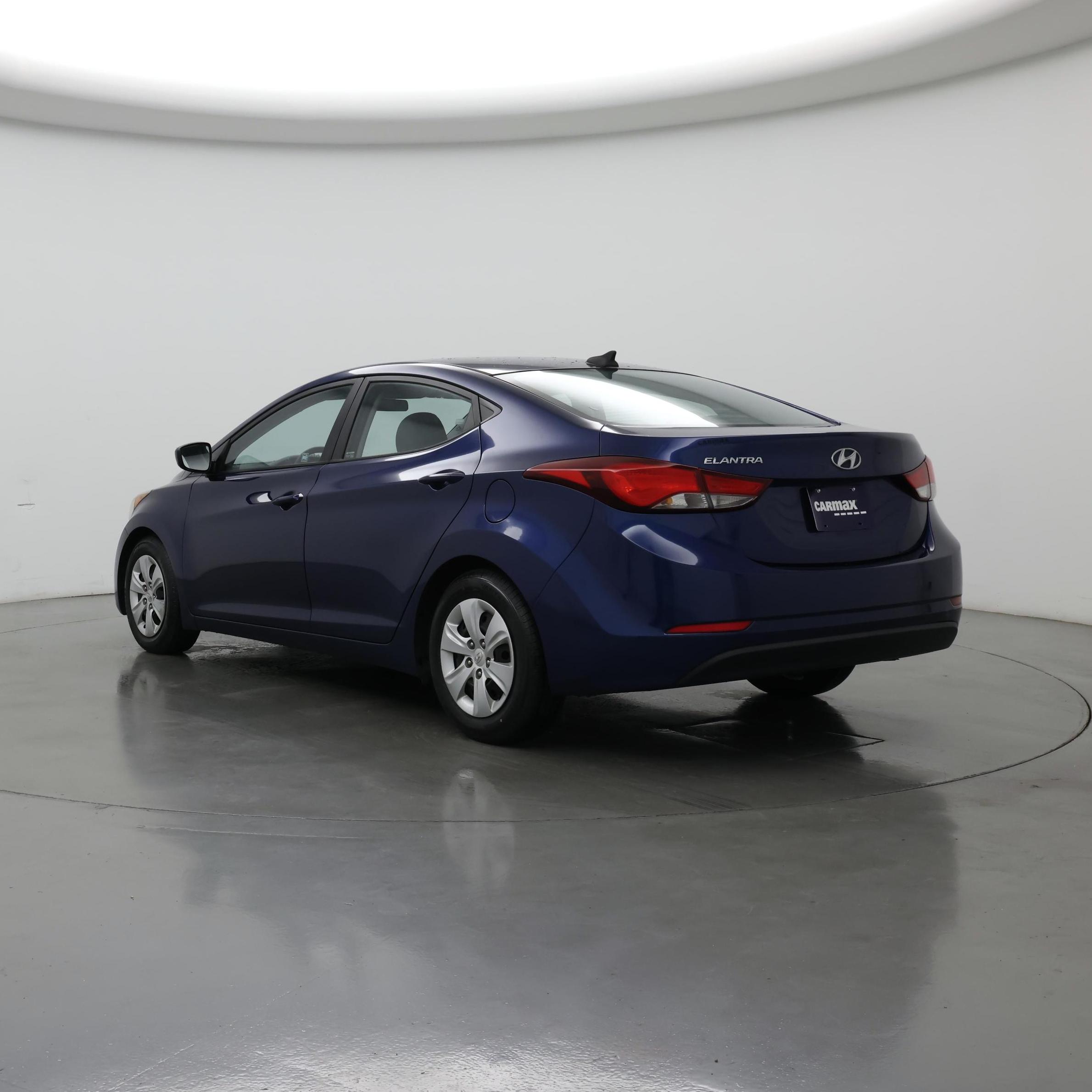 Thumbnail: 2016 Hyundai Elantra - 2