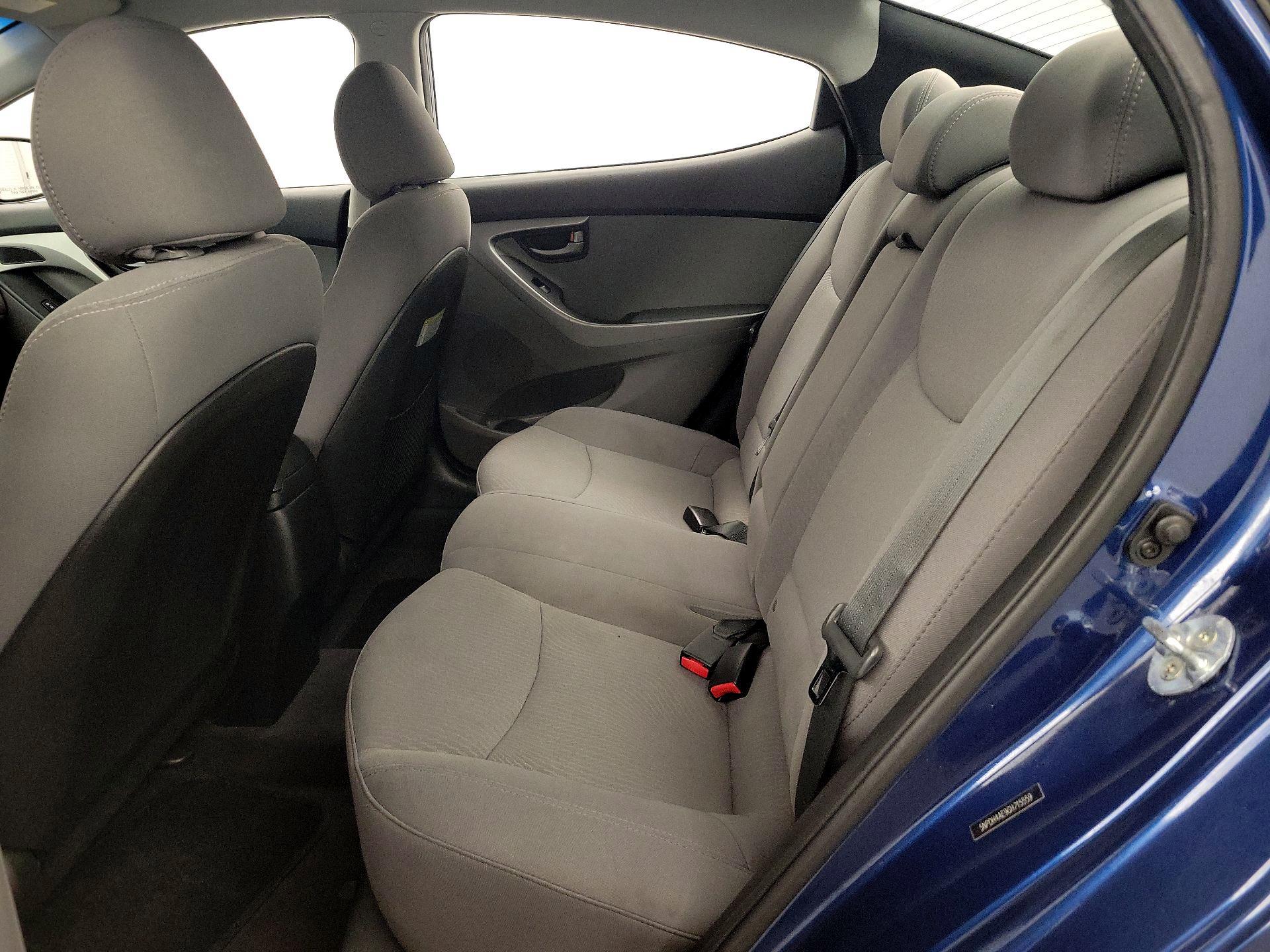 Thumbnail: 2016 Hyundai Elantra - 19