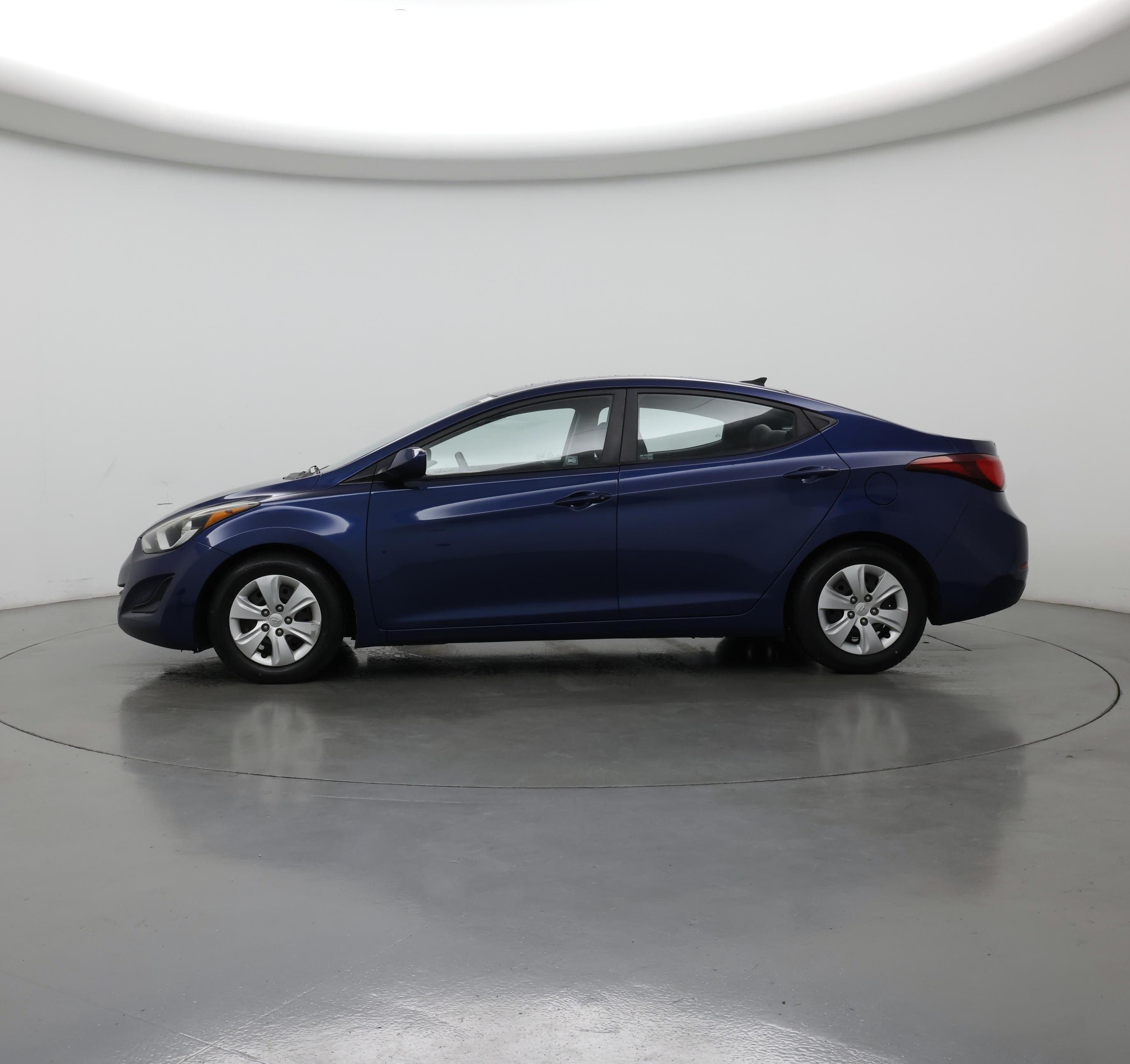 Thumbnail: 2016 Hyundai Elantra - 3