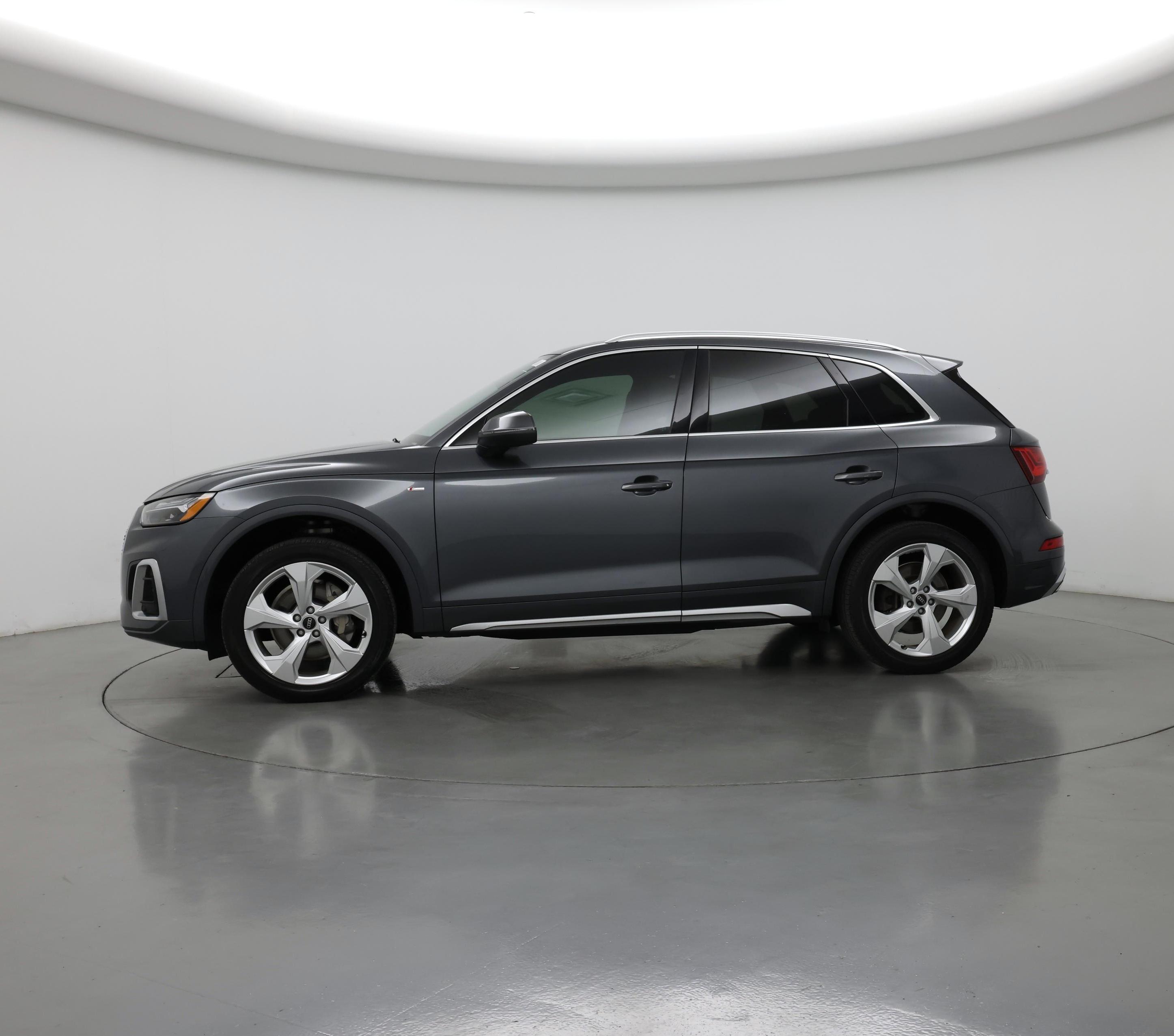 Thumbnail: 2022 Audi Q5 - 3