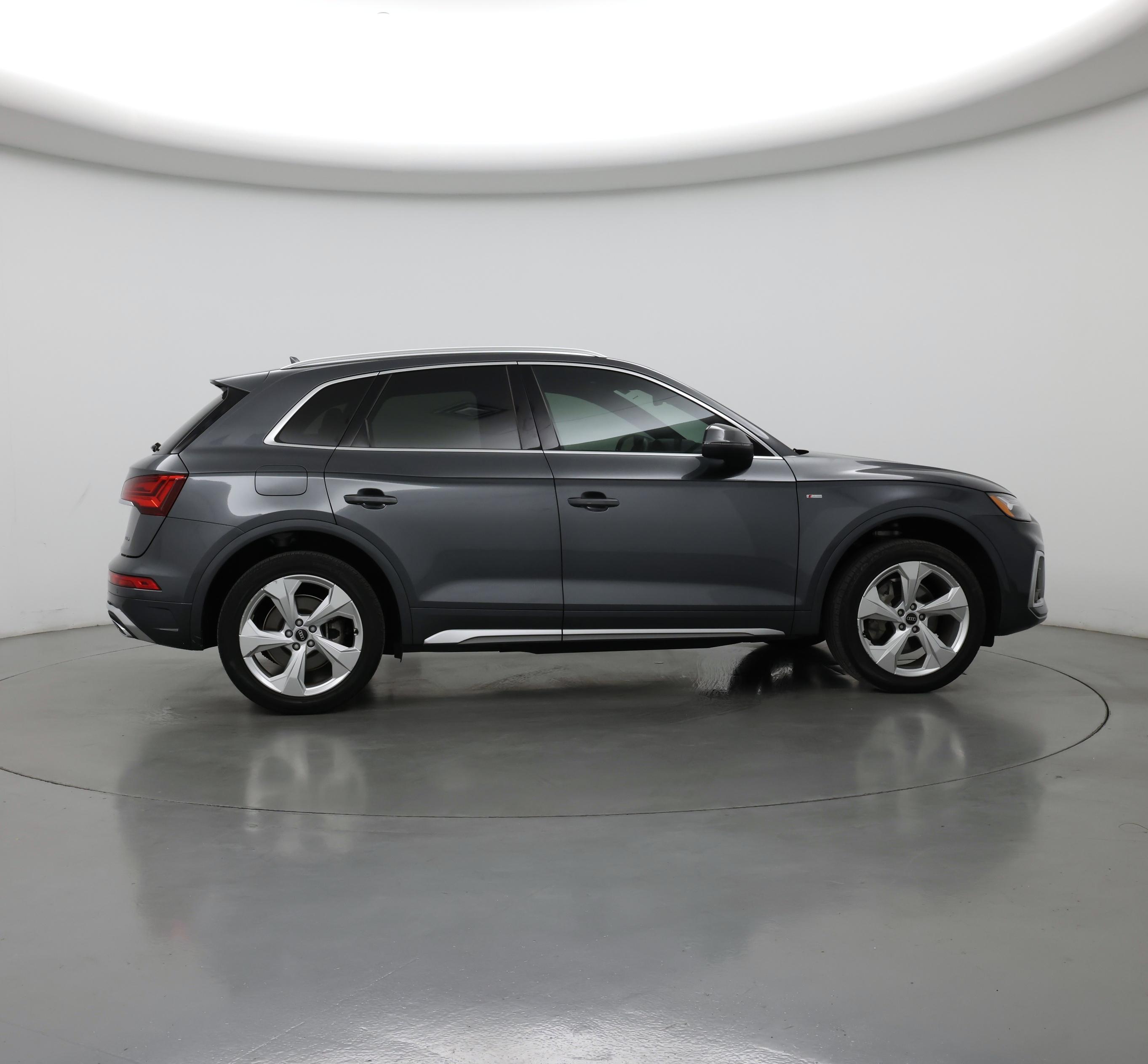 Thumbnail: 2022 Audi Q5 - 7