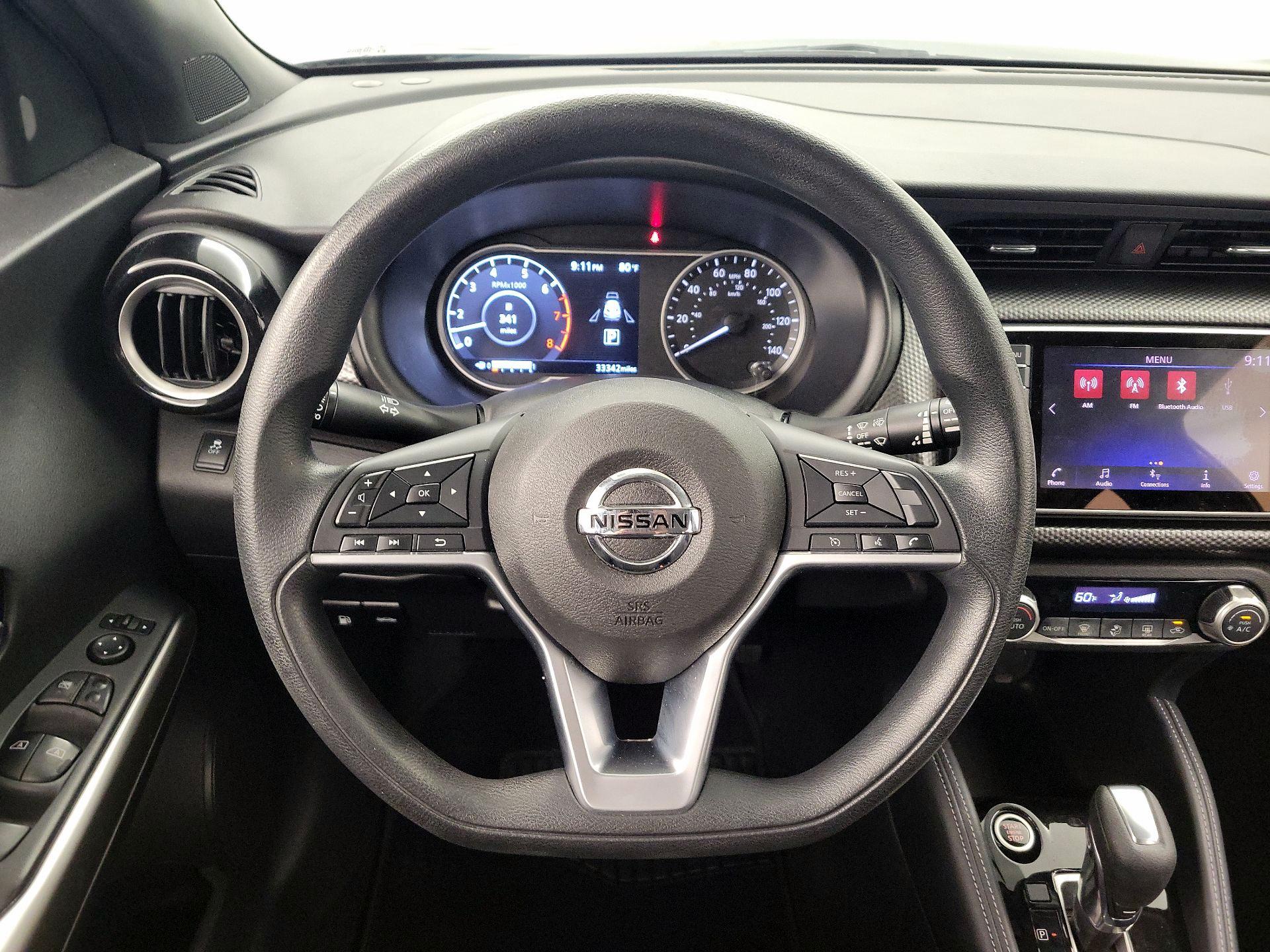 Thumbnail: 2018 Nissan Kicks - 10