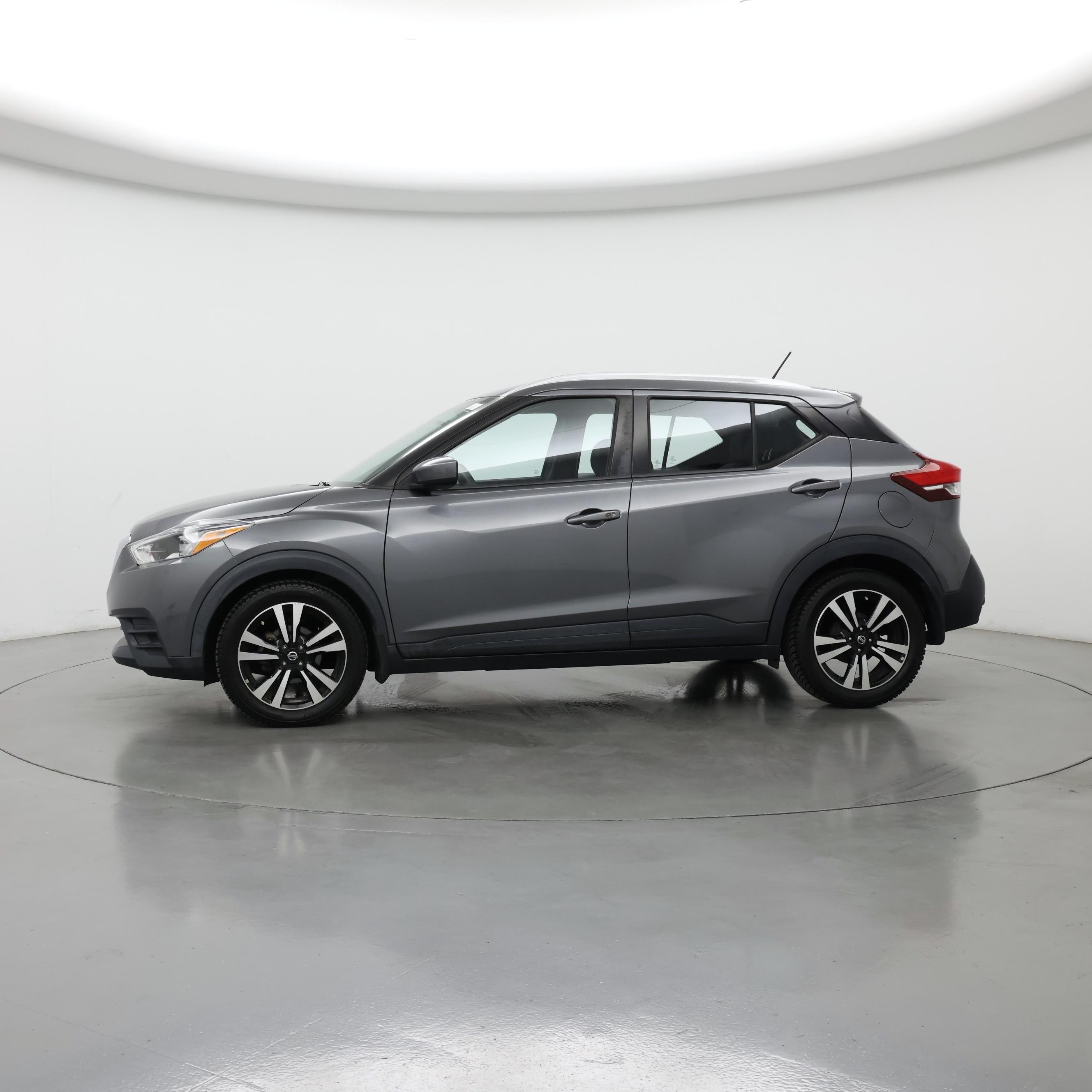 Thumbnail: 2018 Nissan Kicks - 3