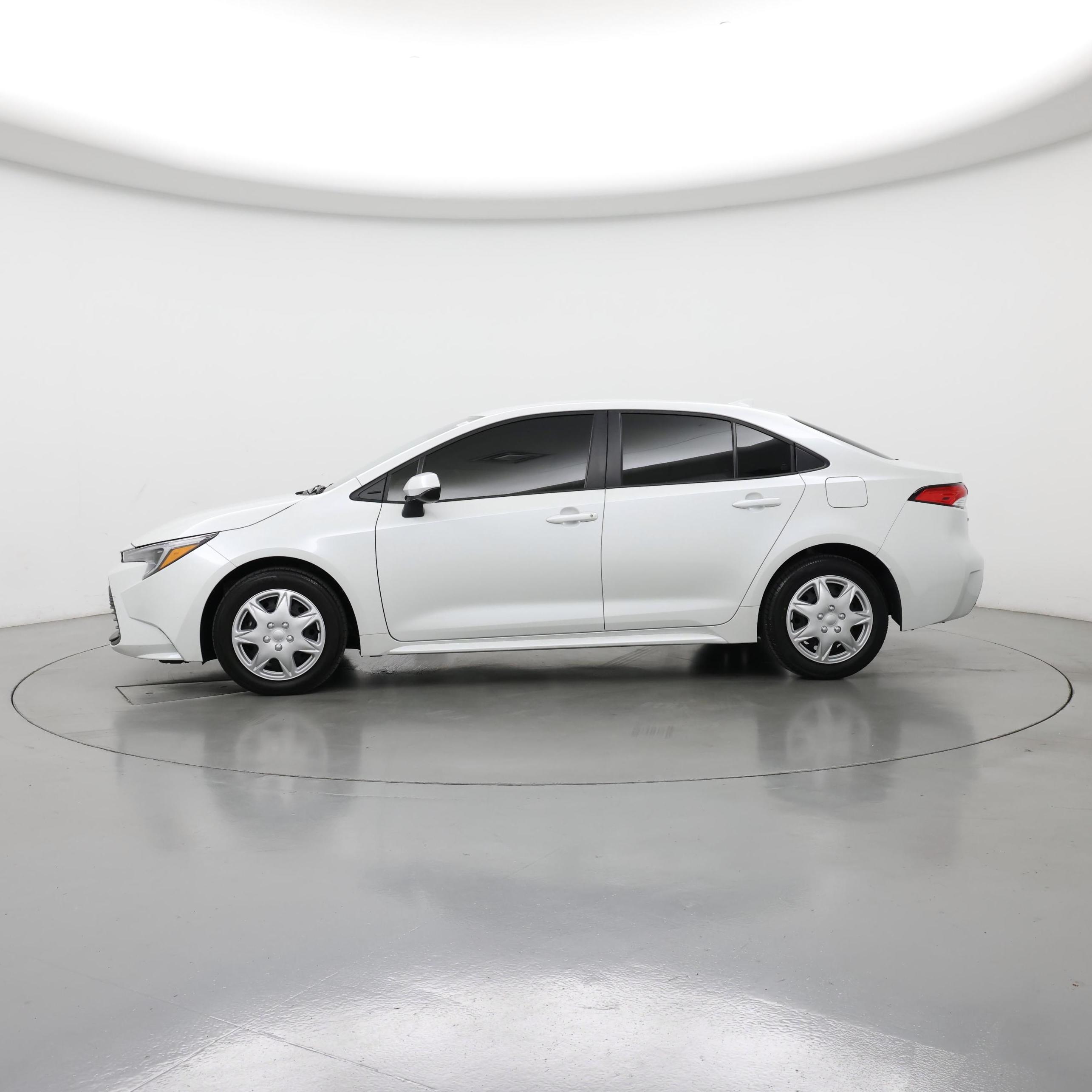 Thumbnail: 2025 Toyota Corolla - 3