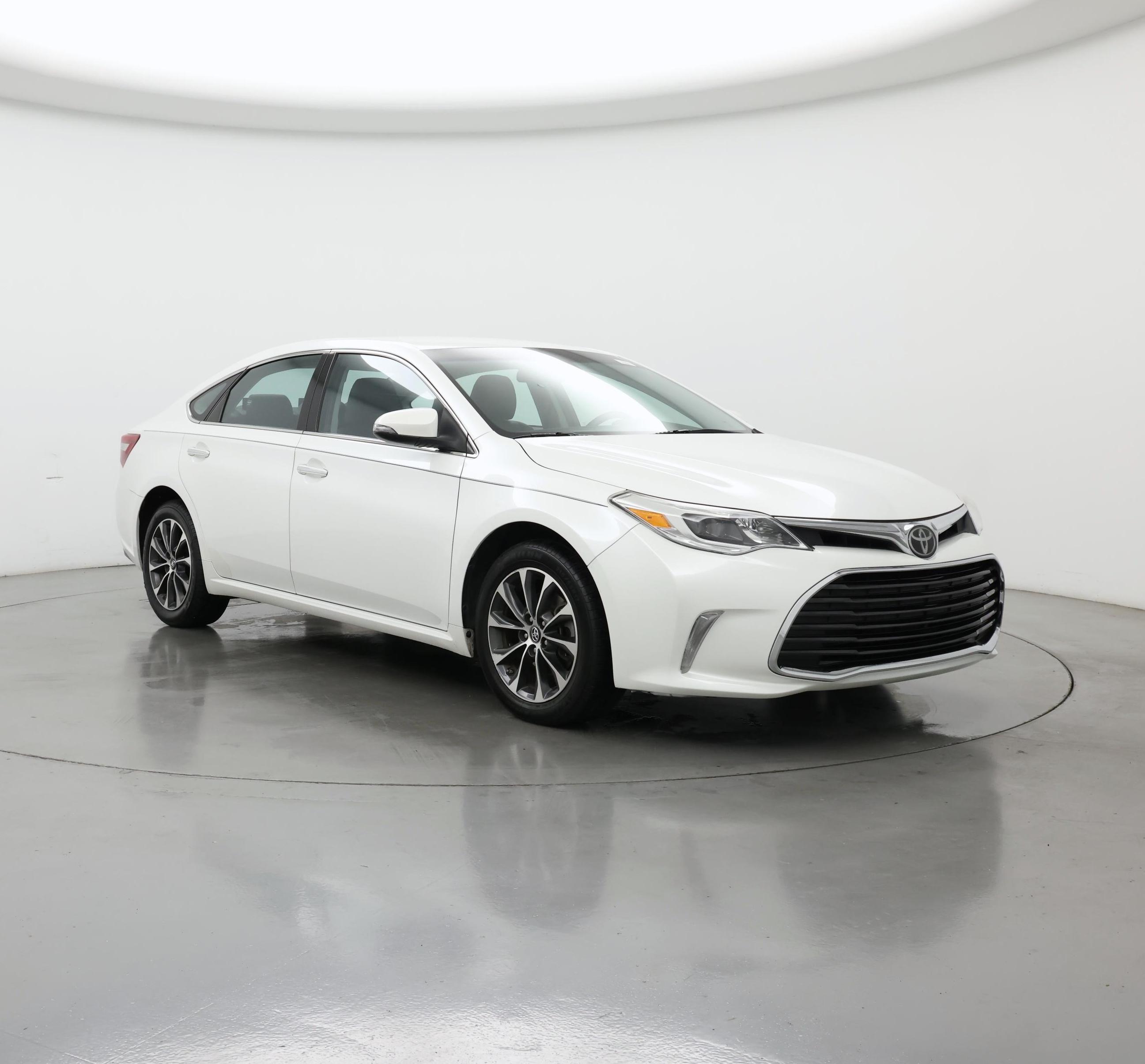Thumbnail: 2017 Toyota Avalon - 1