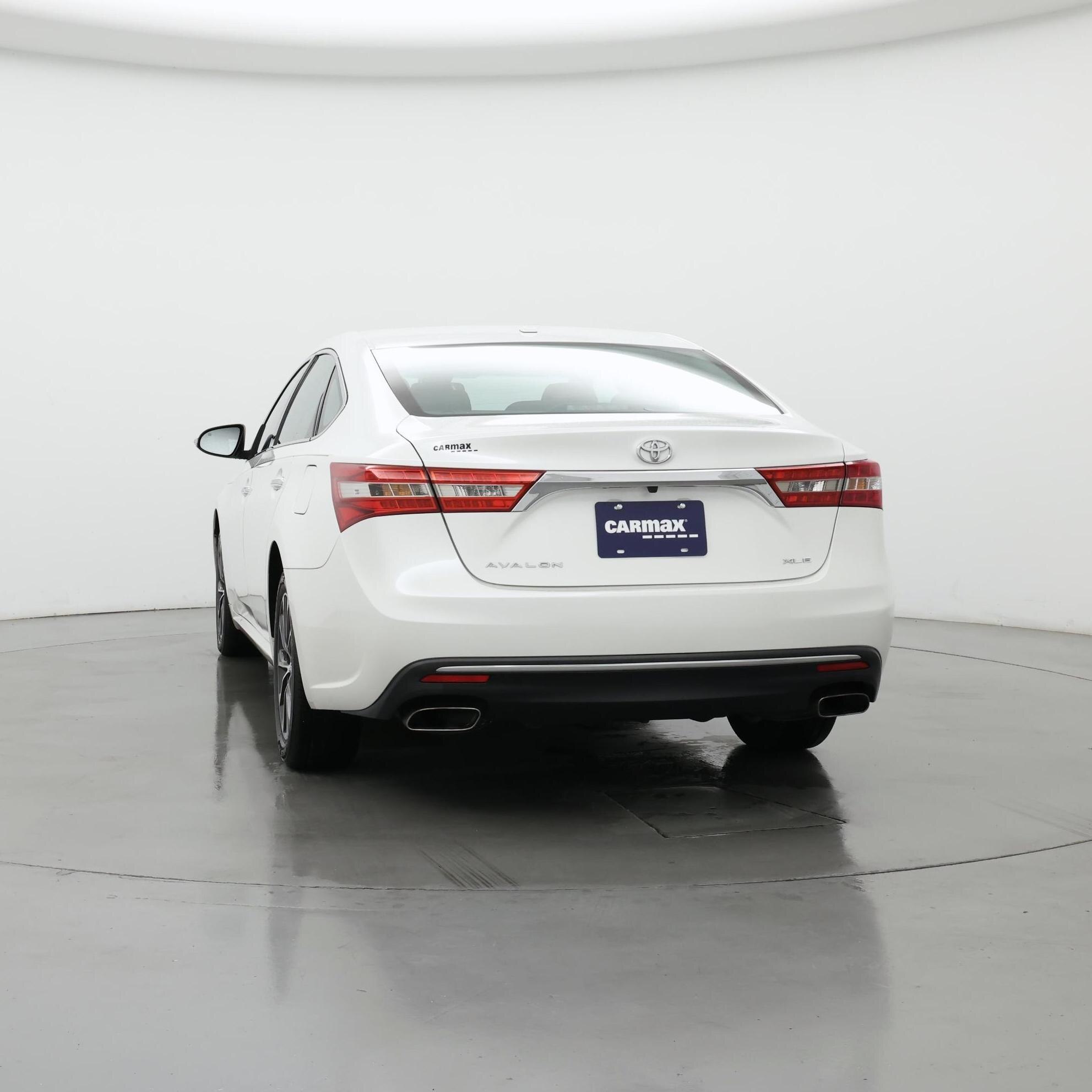 Thumbnail: 2017 Toyota Avalon - 6