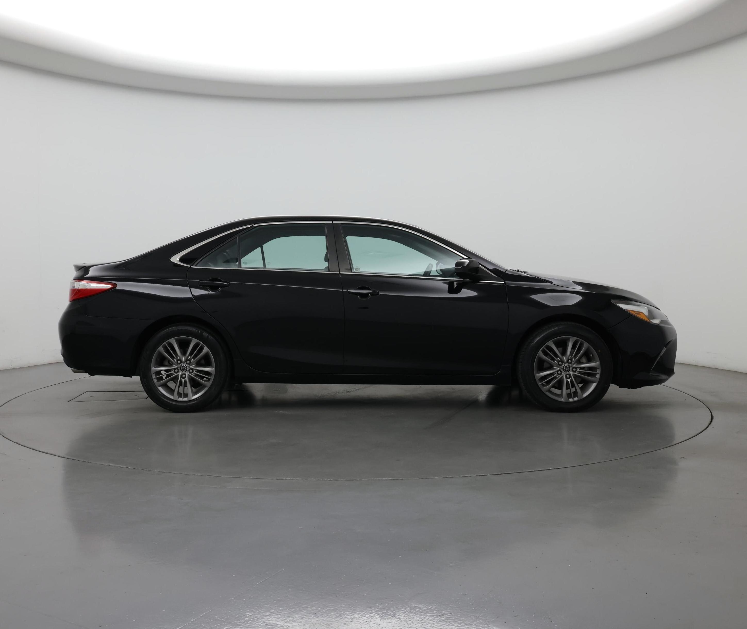 Thumbnail: 2015 Toyota Camry - 7
