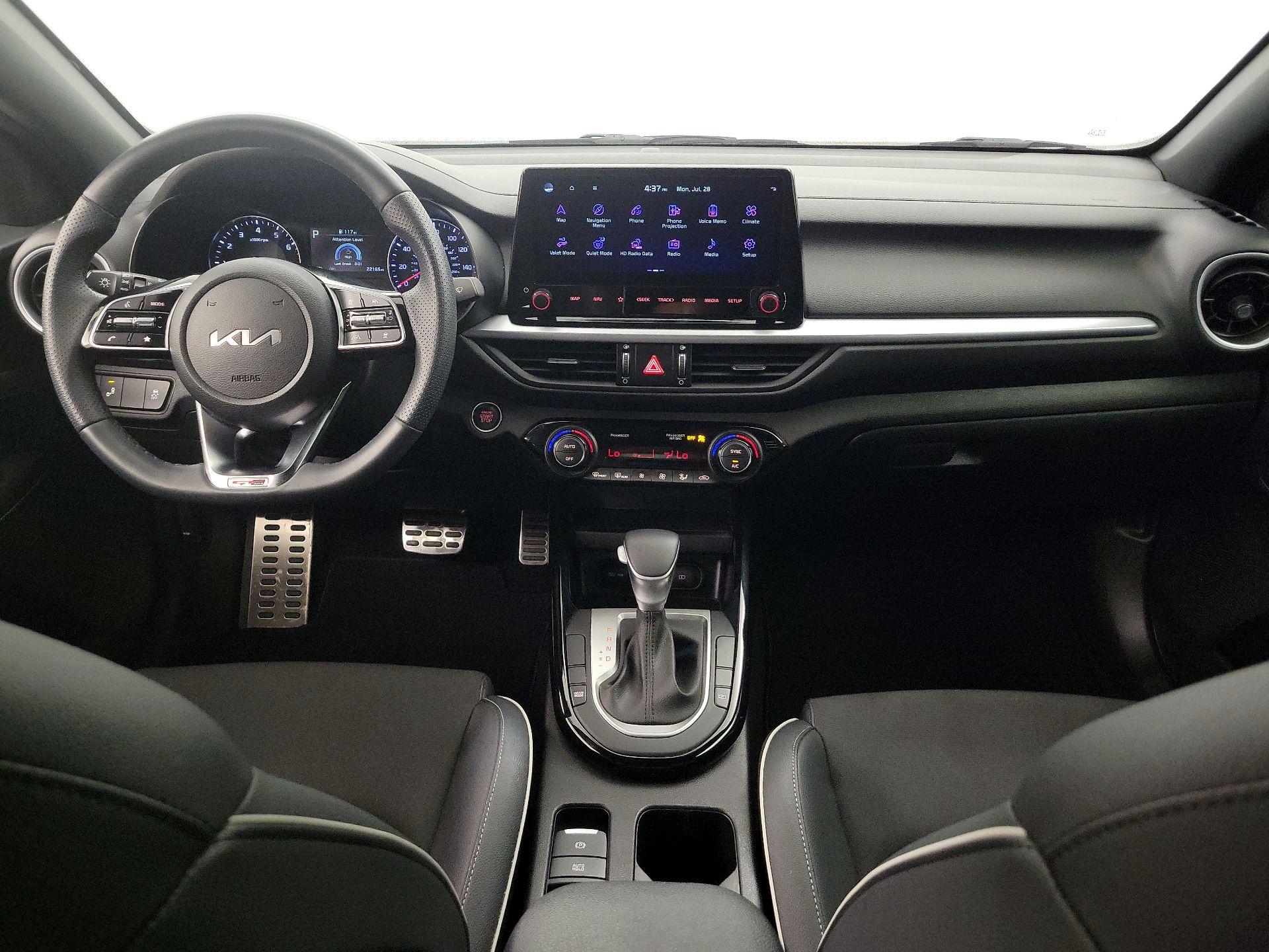 Thumbnail: 2023 Kia Forte - 9